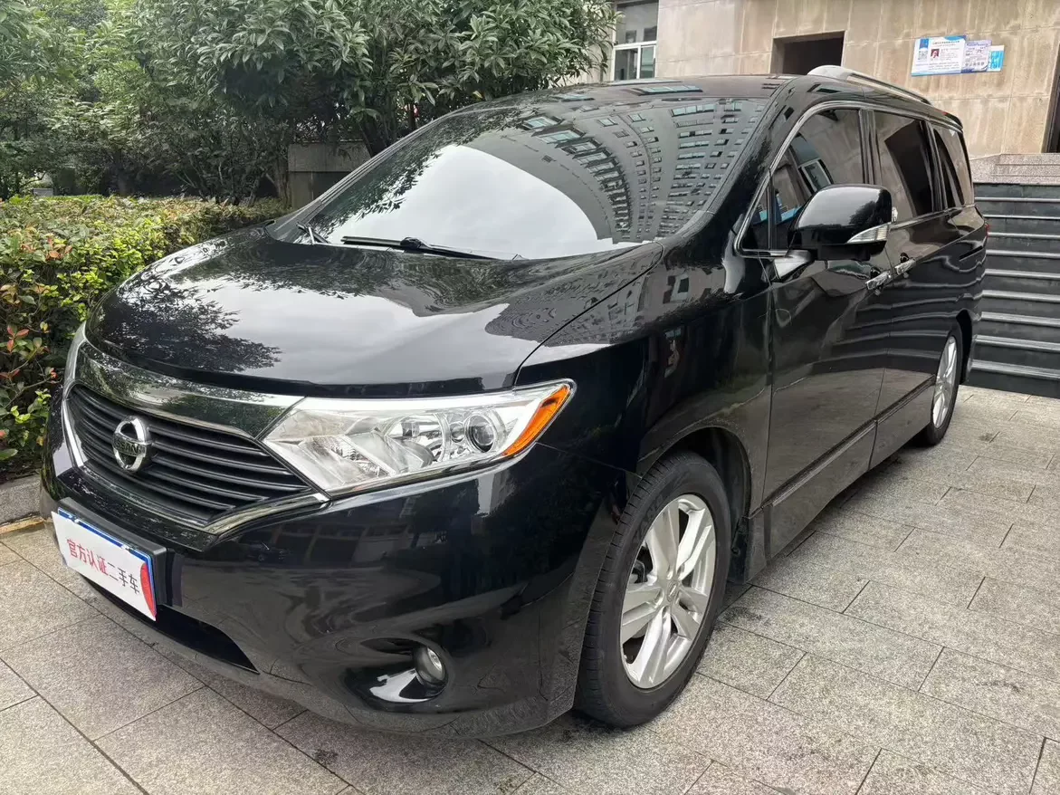Nissan nobleman