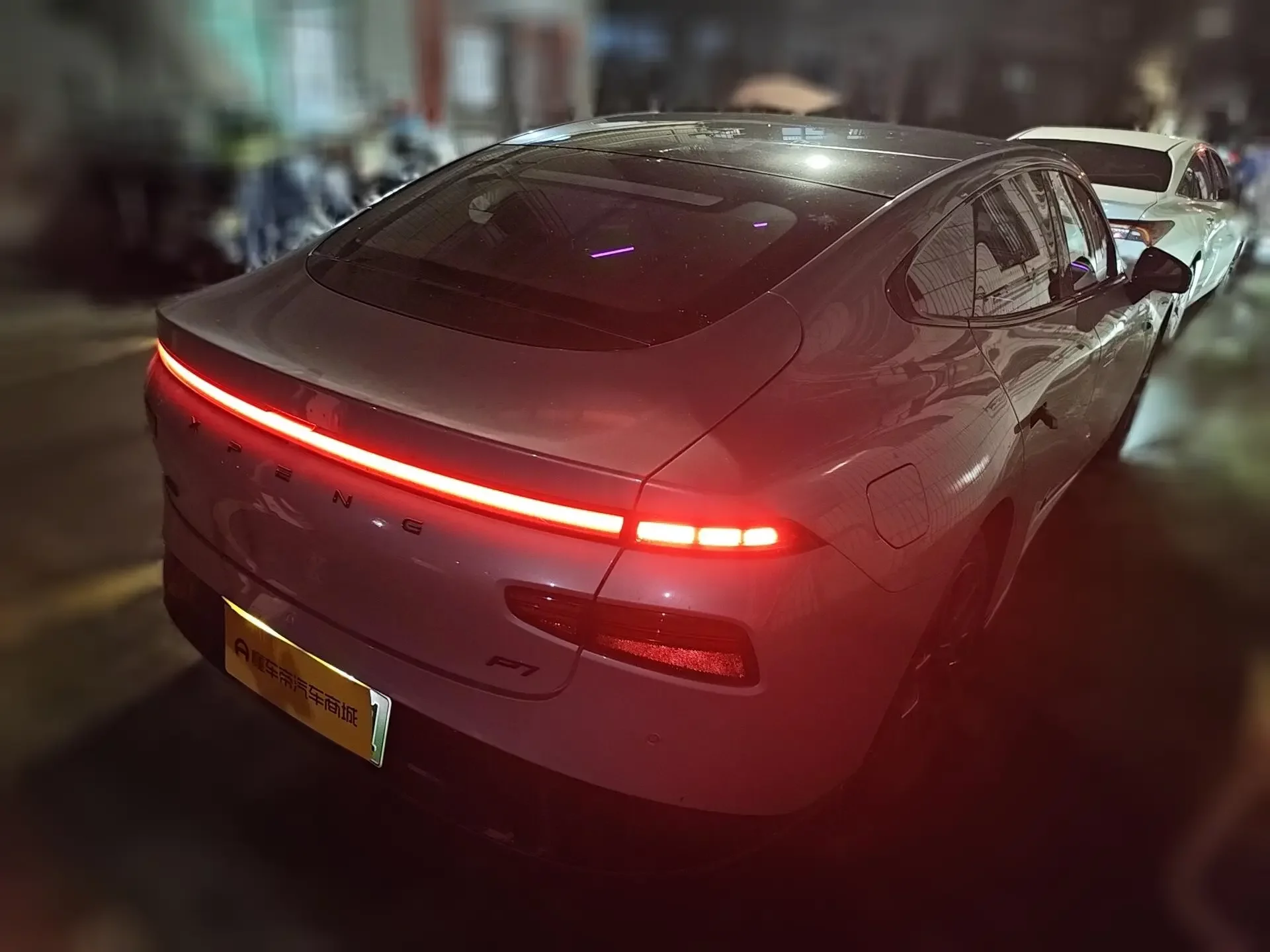 Xpeng P7