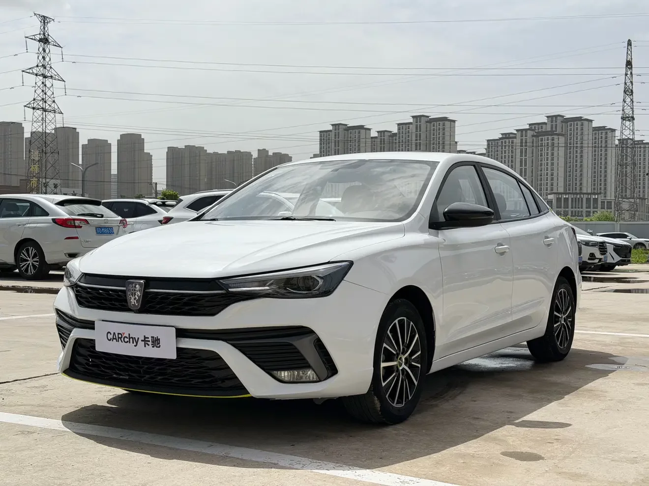 Roewe i5