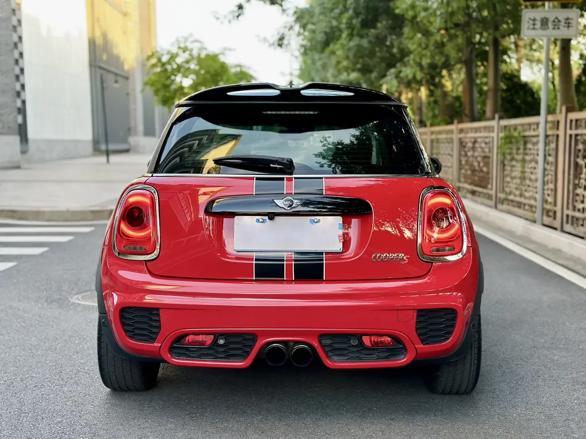 MINI 
