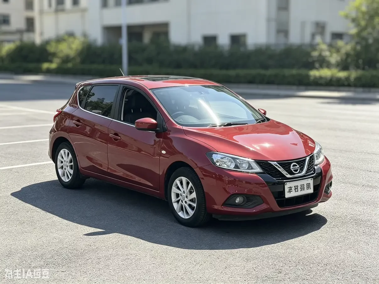 Nissan Tiida