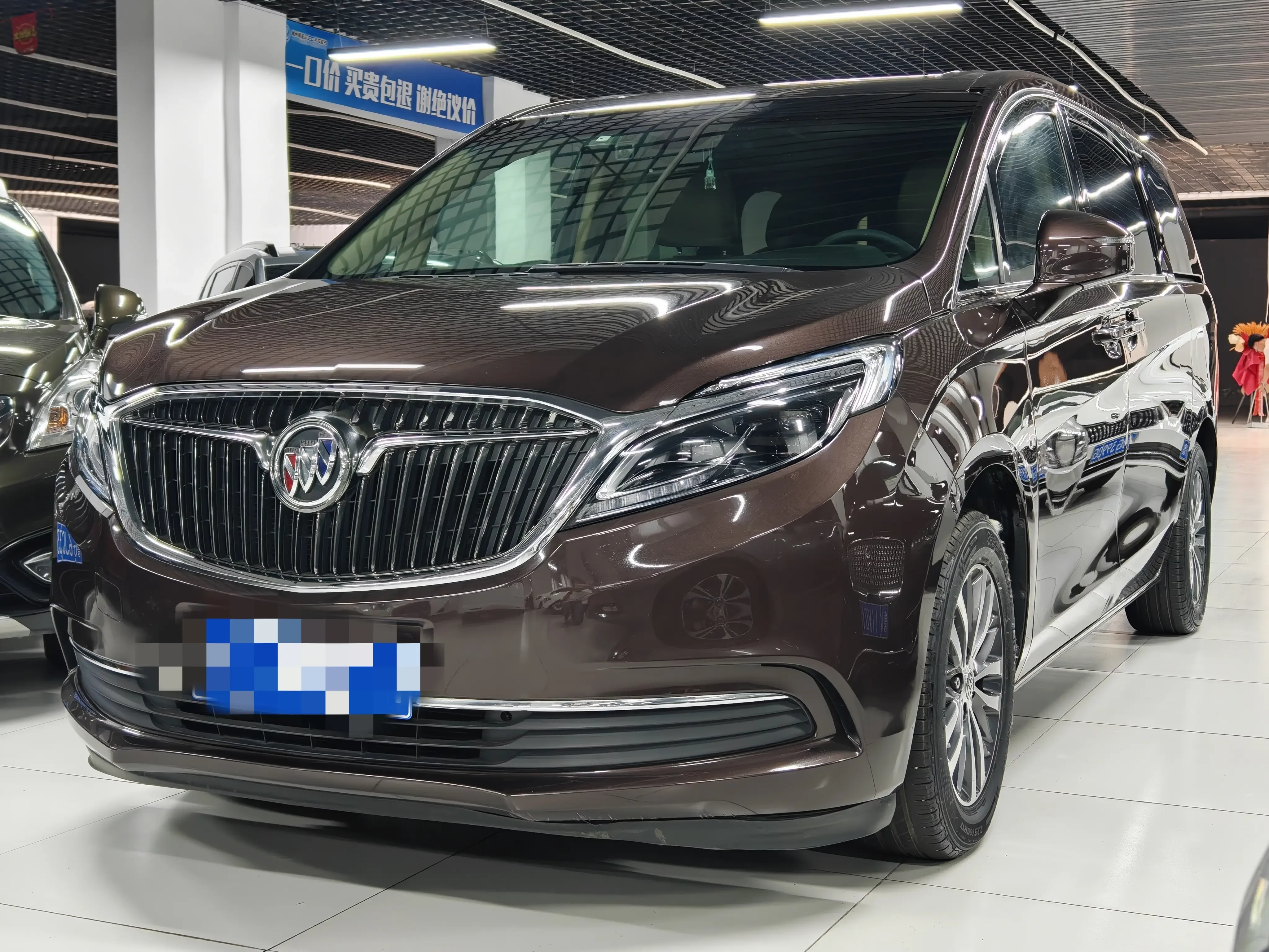 Buick GL8