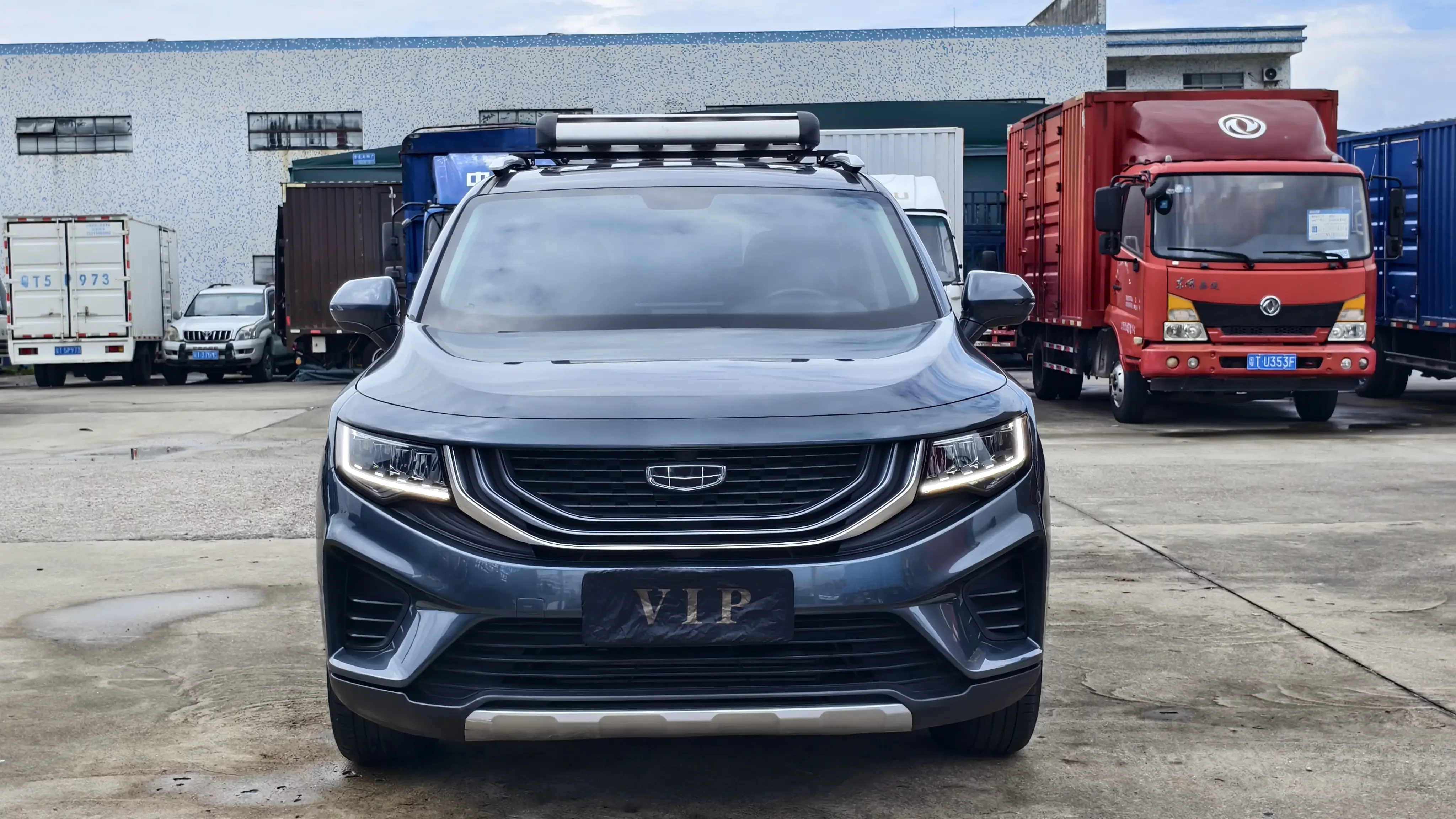 Geely Okavango