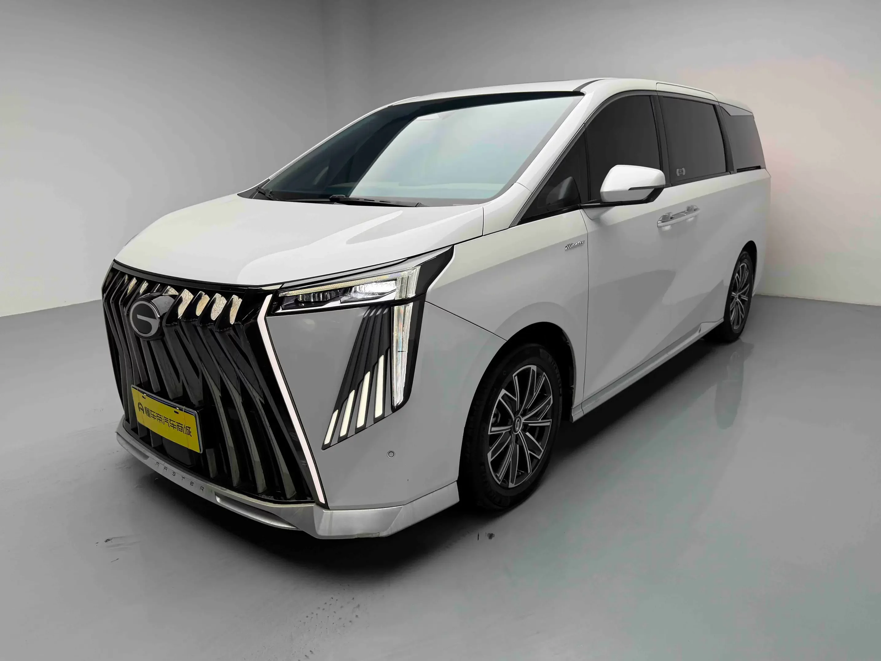 GAC Trumpchi M8