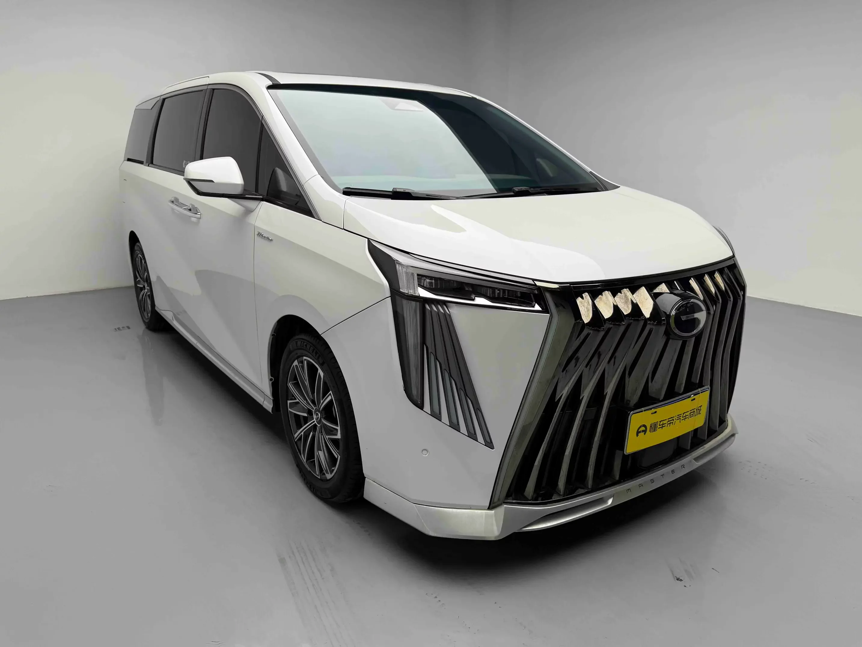 GAC Trumpchi M8