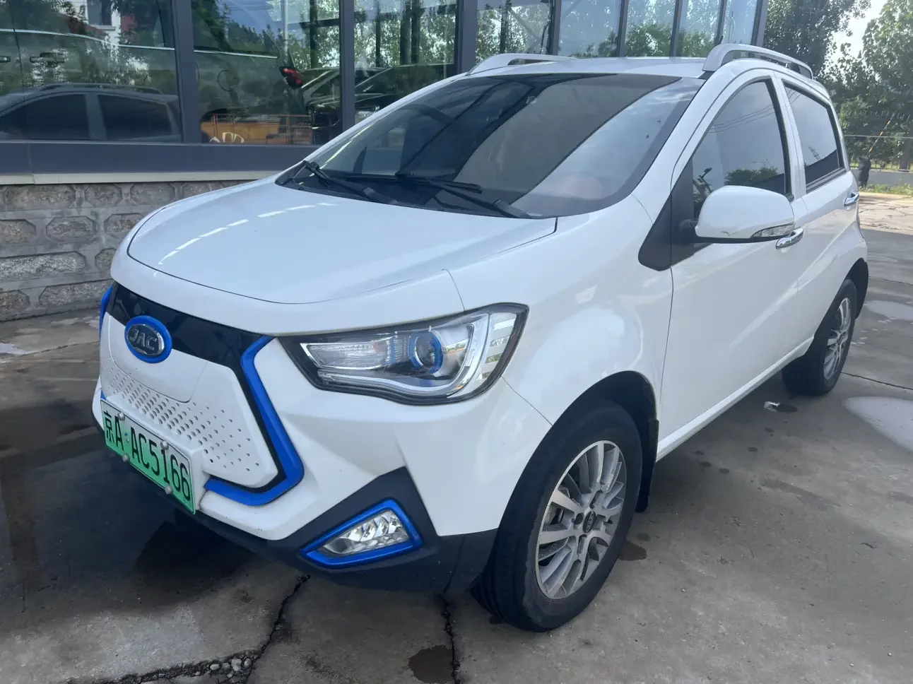 Jiangxi JAC iEV6E
