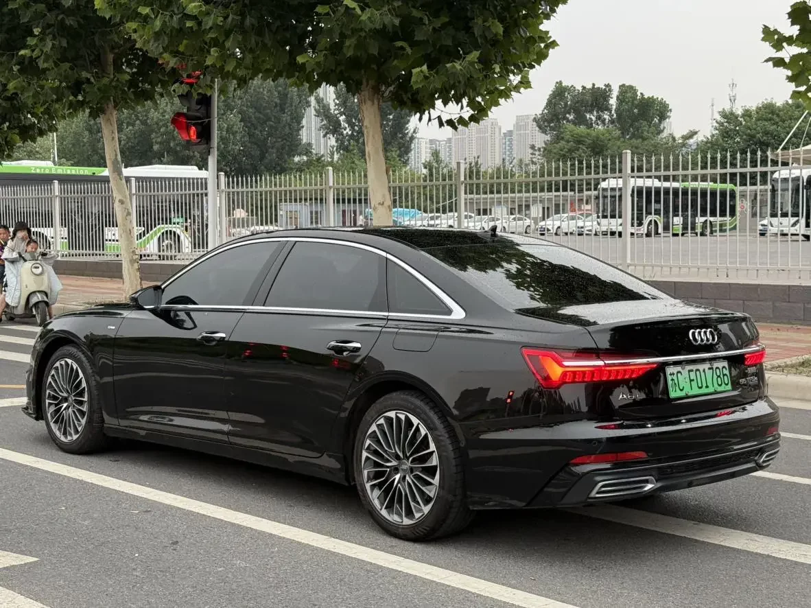 Audi A6L PHEV