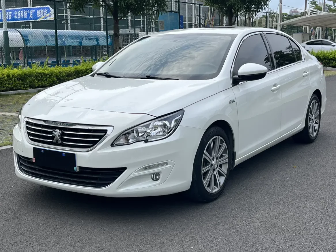 Peugeot 408