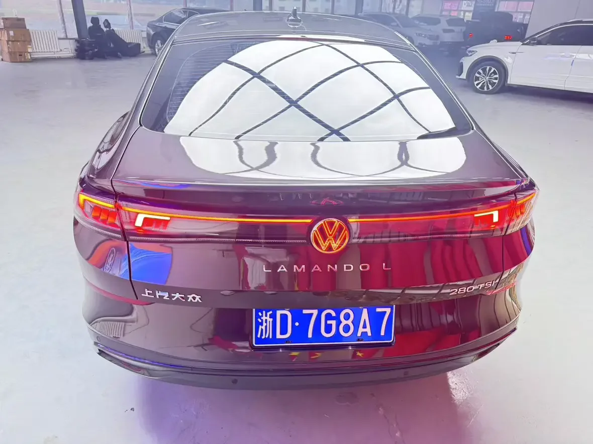 Volkswagen Lamando