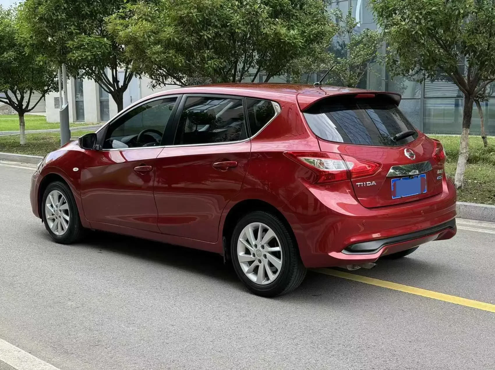 Nissan Tiida