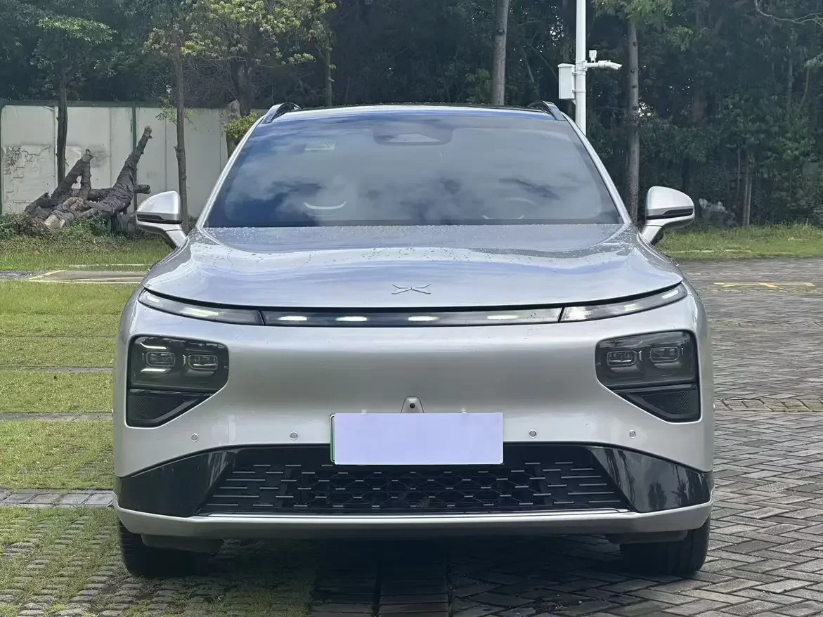 Xpeng G9