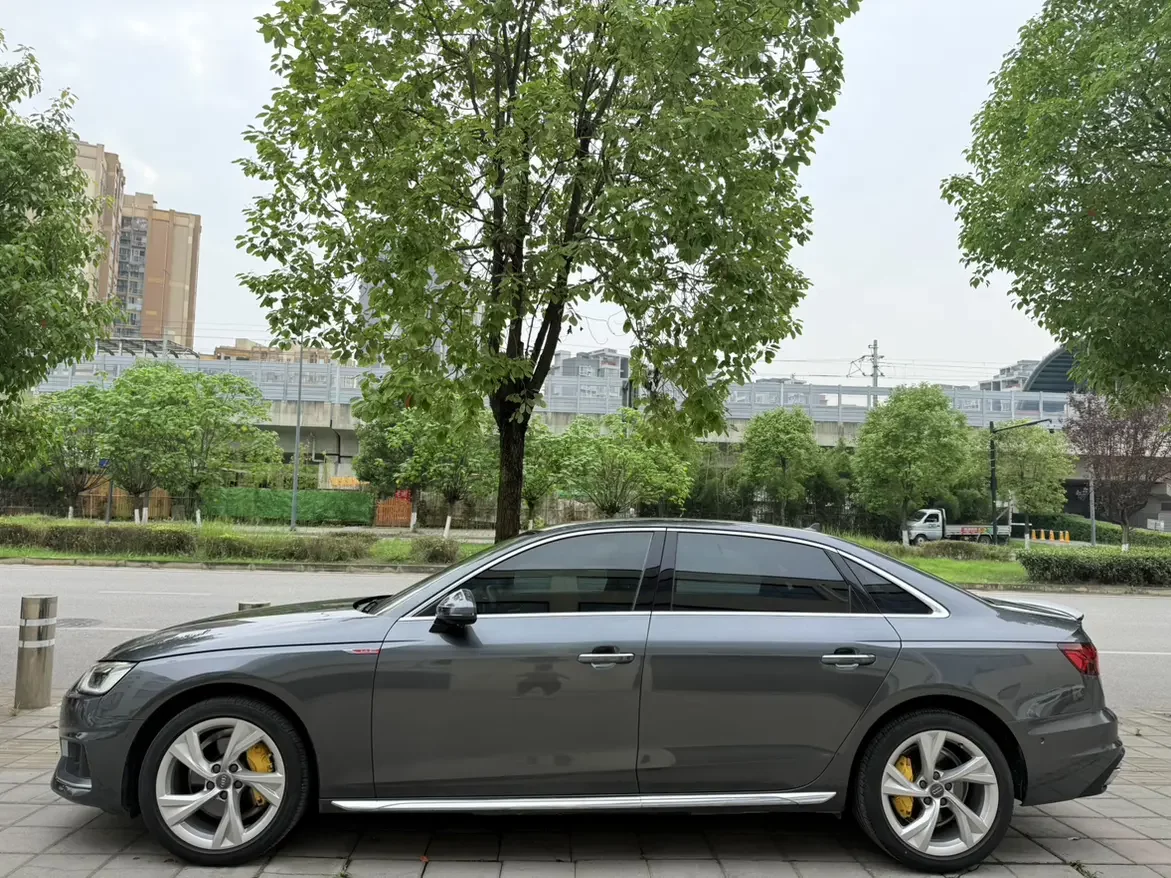 Audi A4L
