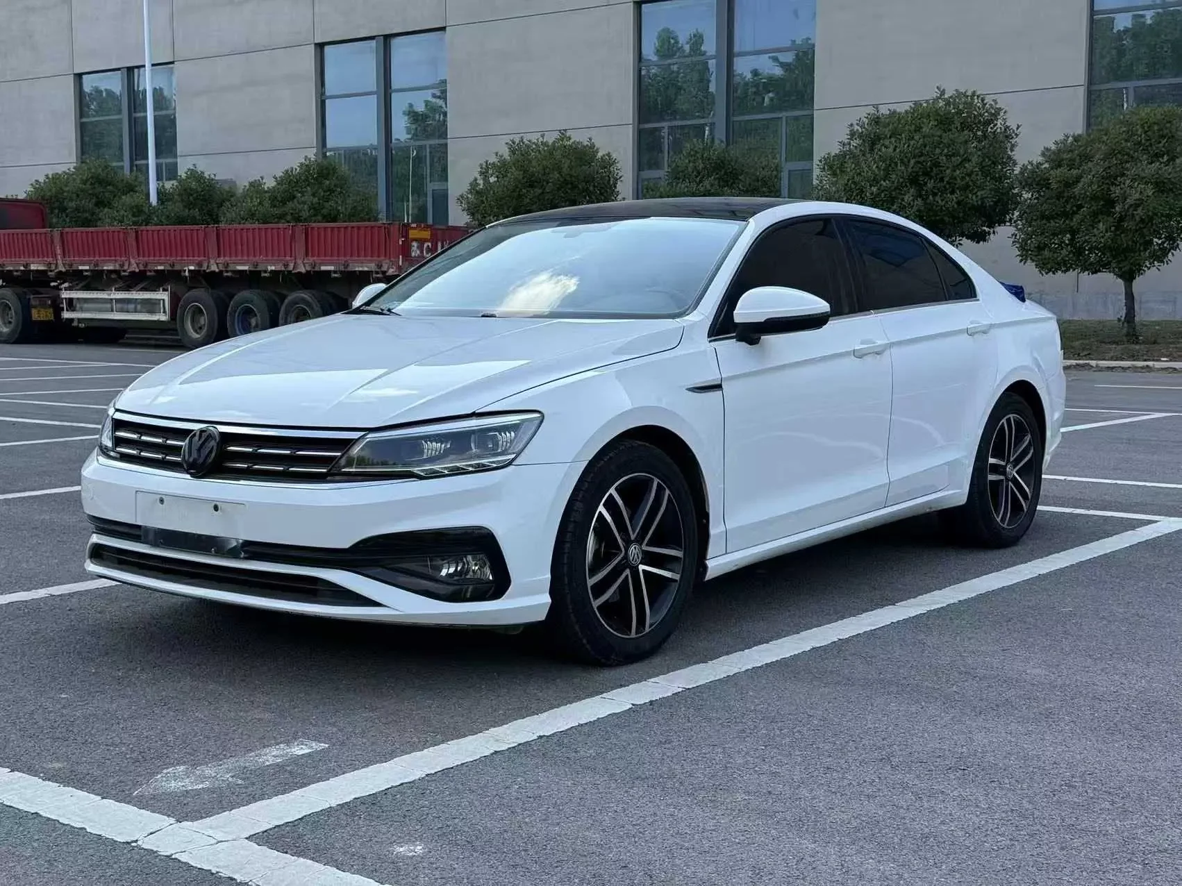 Volkswagen Lamando