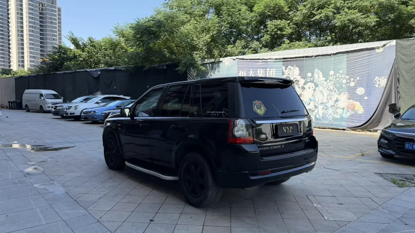 Land Rover Freelander 2