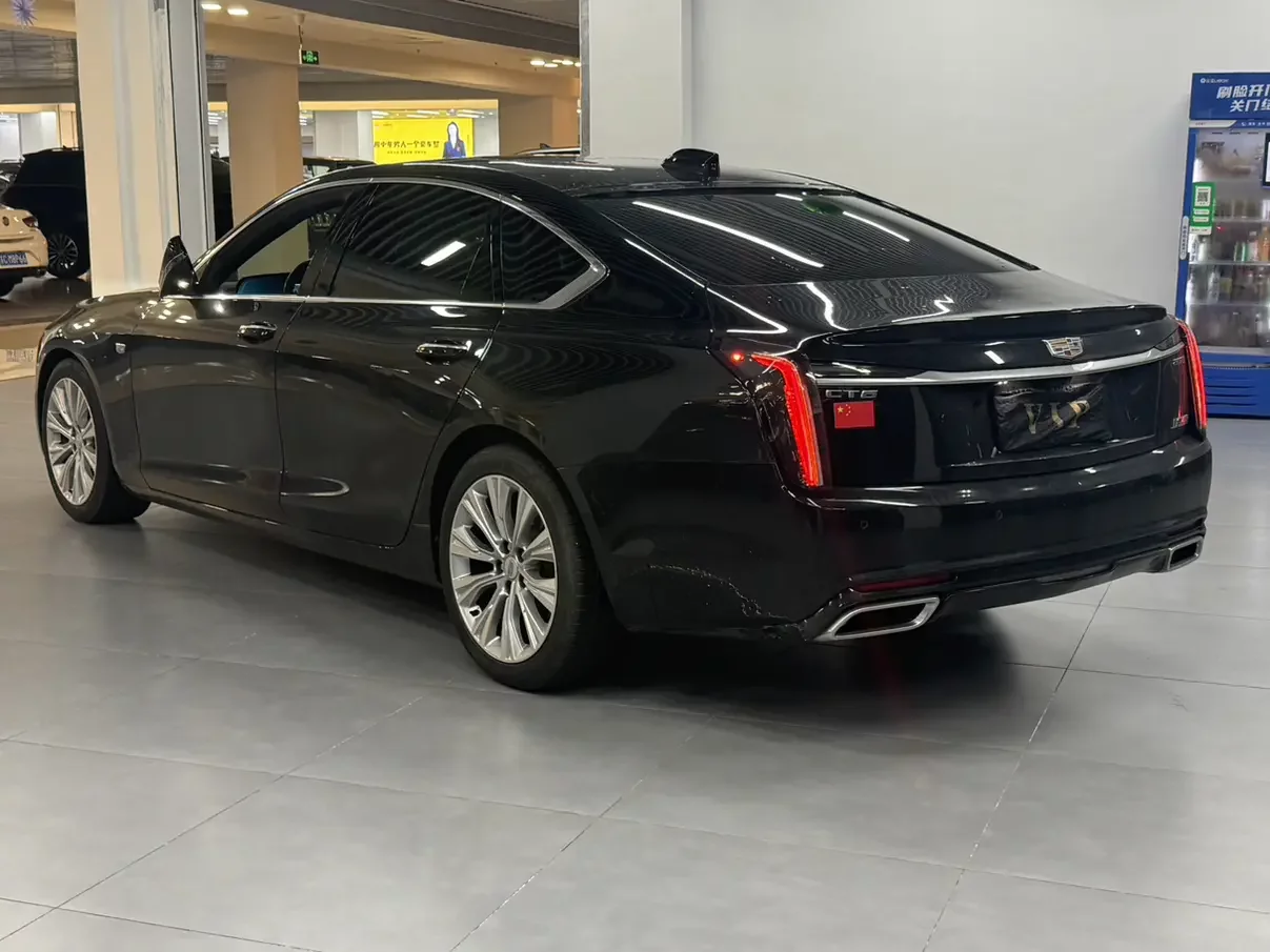 Cadillac CT6