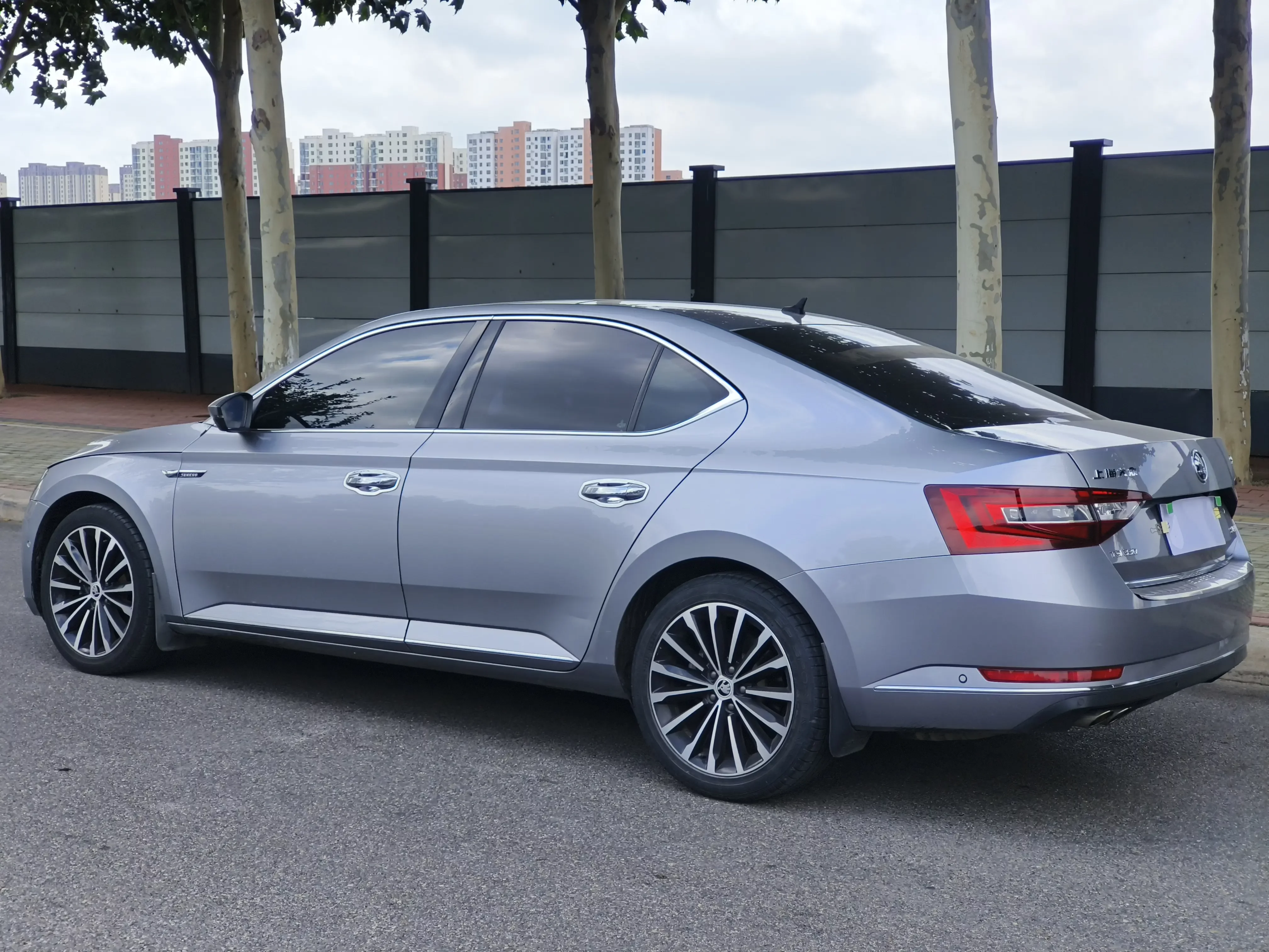 Skoda SuperB