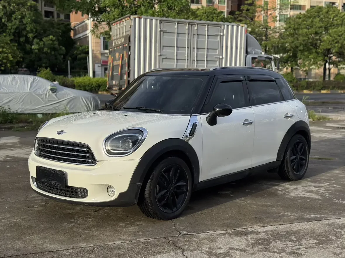 MINI COUNTRYMAN