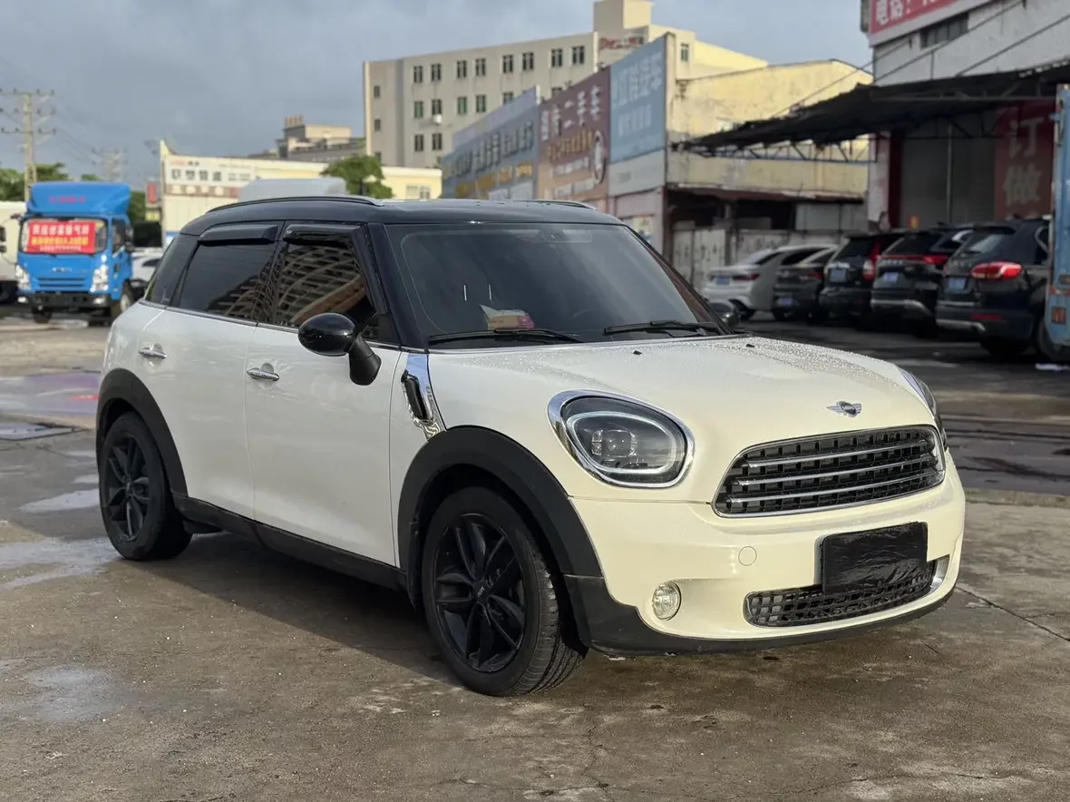 MINI COUNTRYMAN