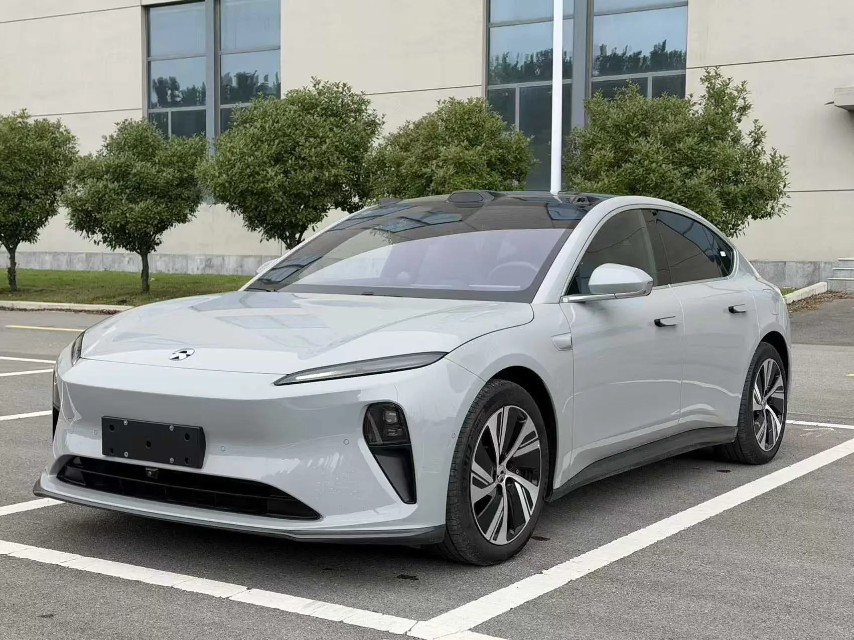 NIO ET5