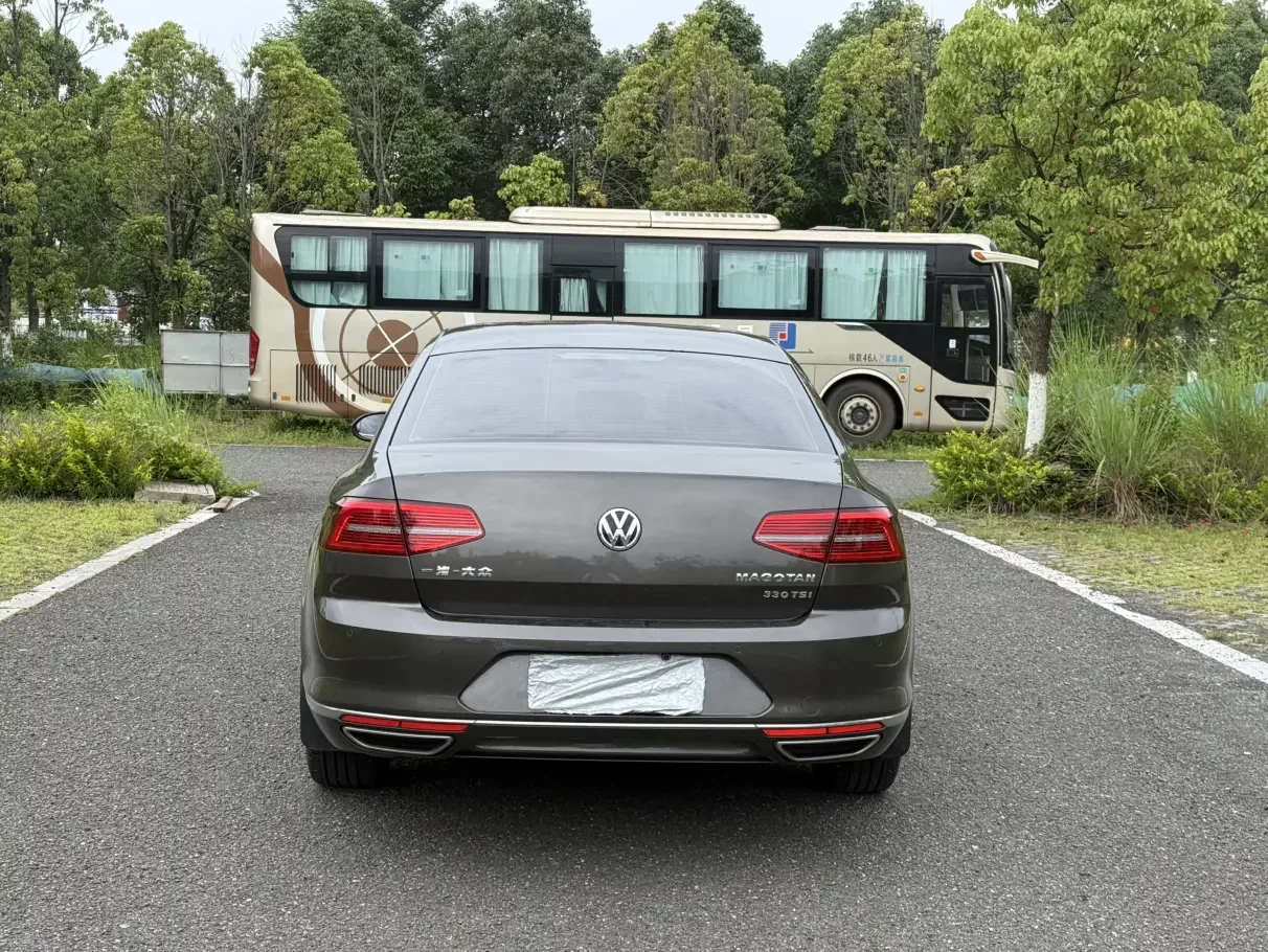 Volkswagen Magotan