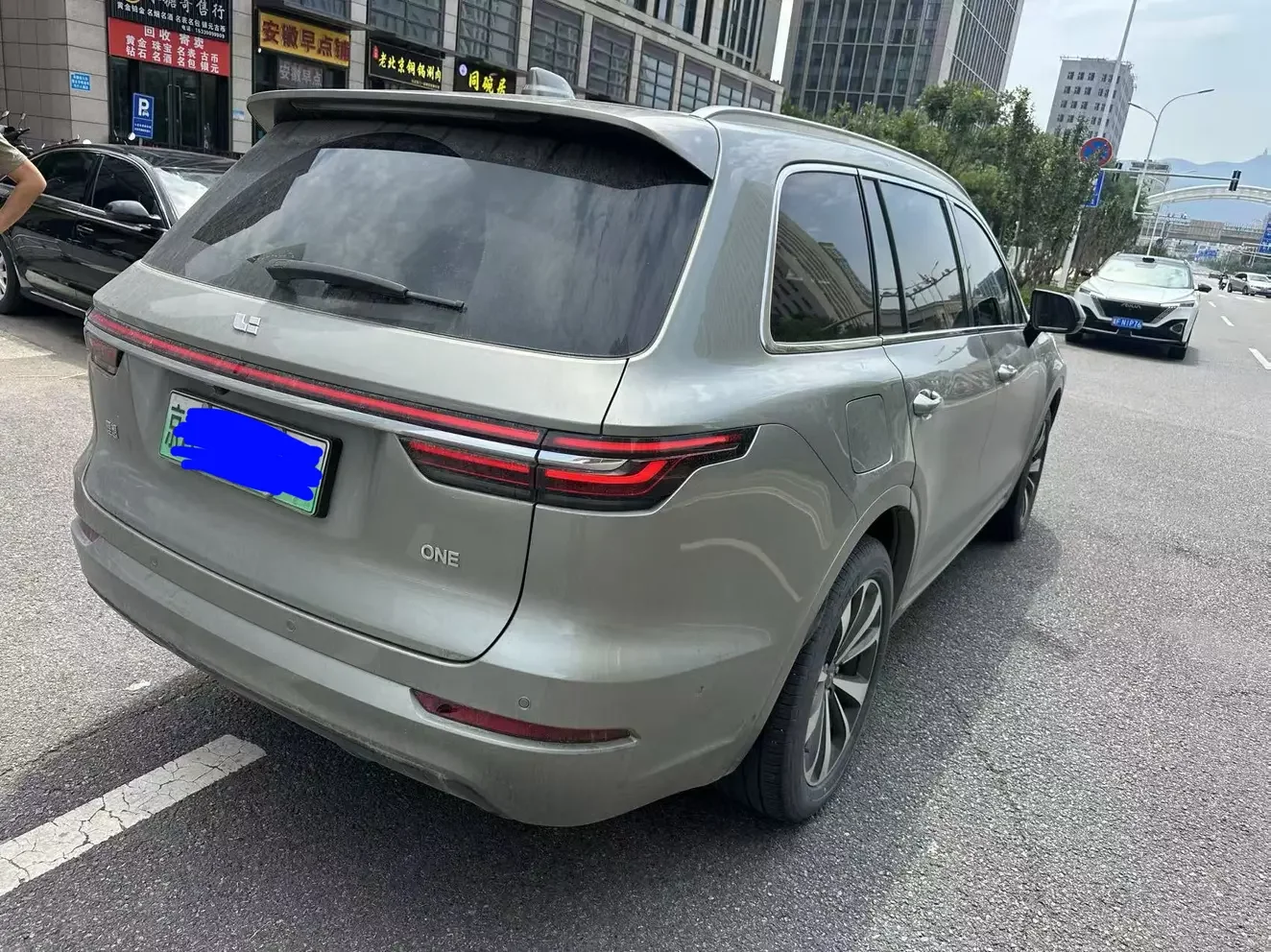 Lixiang ONE