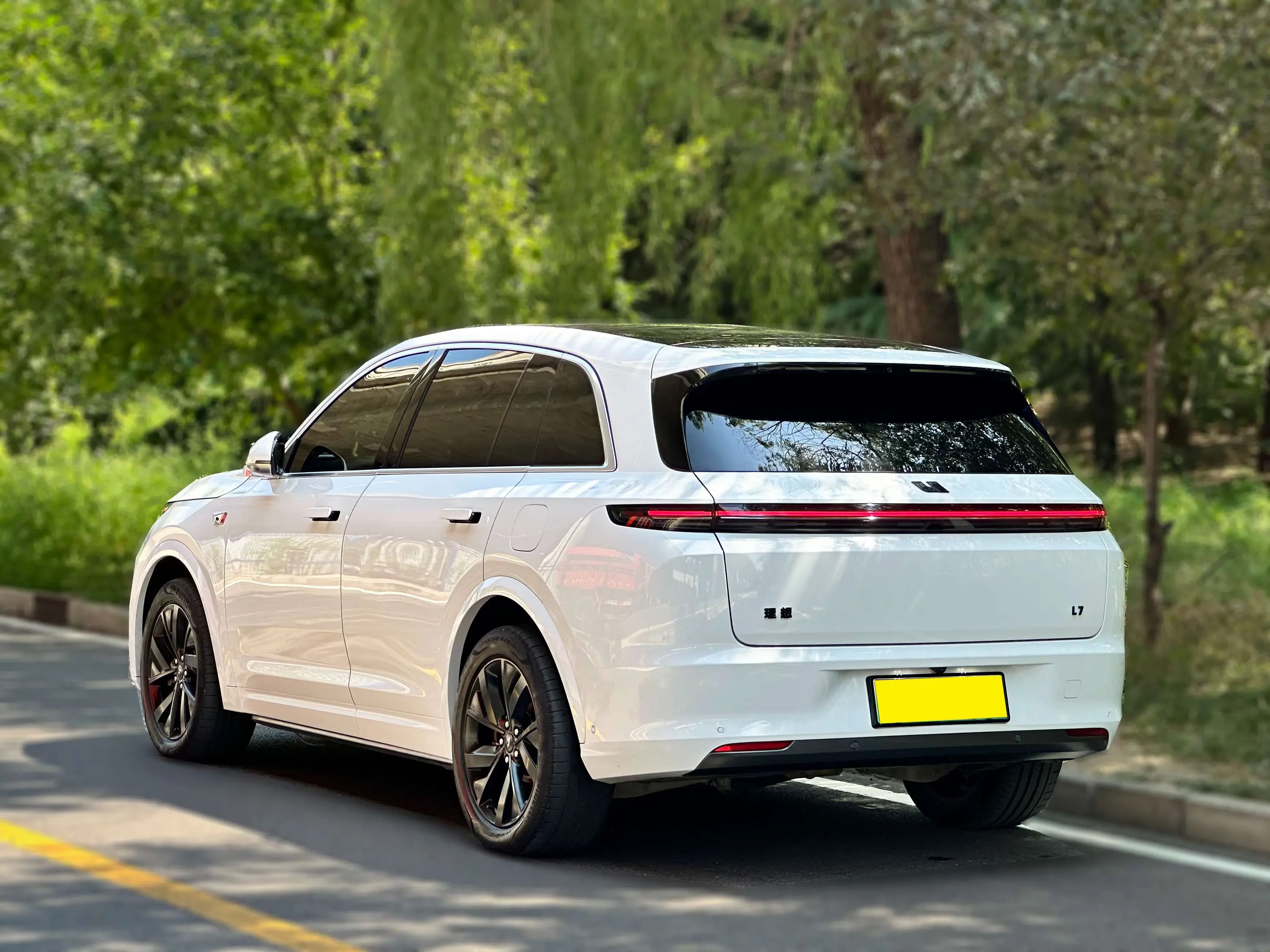 Lixiang L7