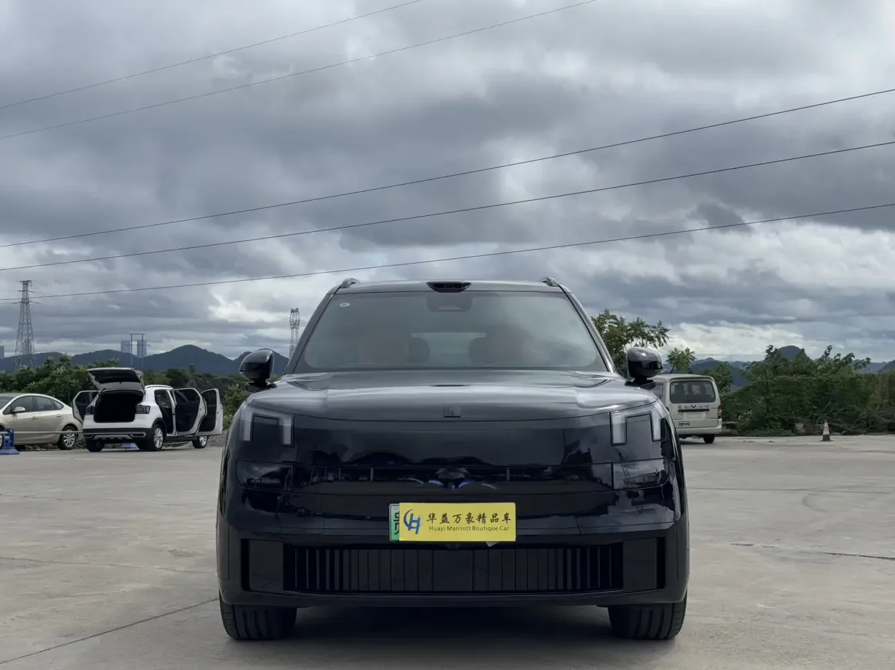 Lynk & Co 900