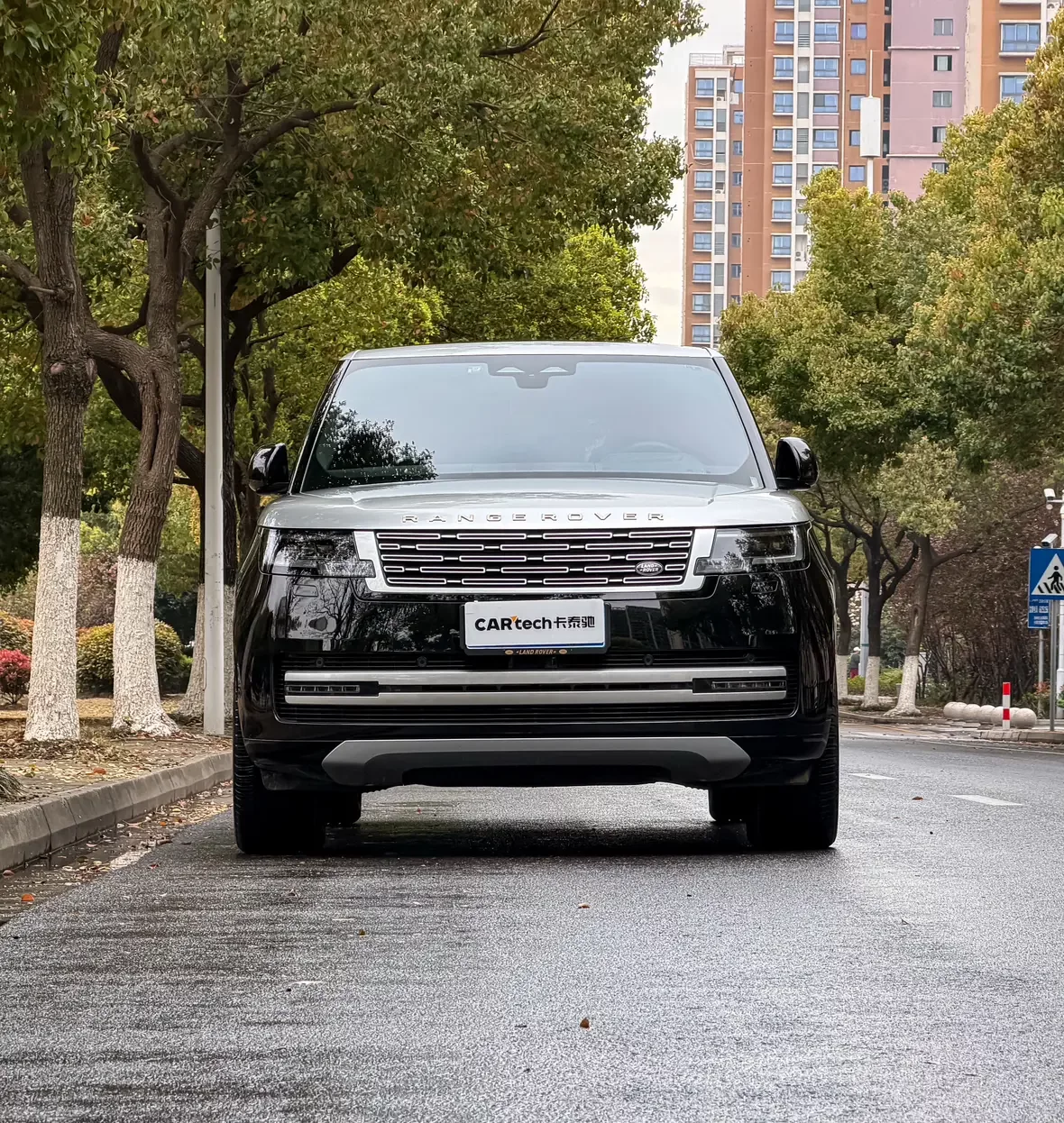 Land Rover range rover