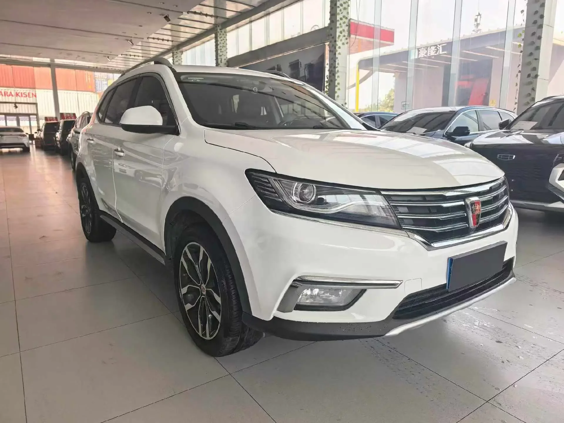 Roewe RX5