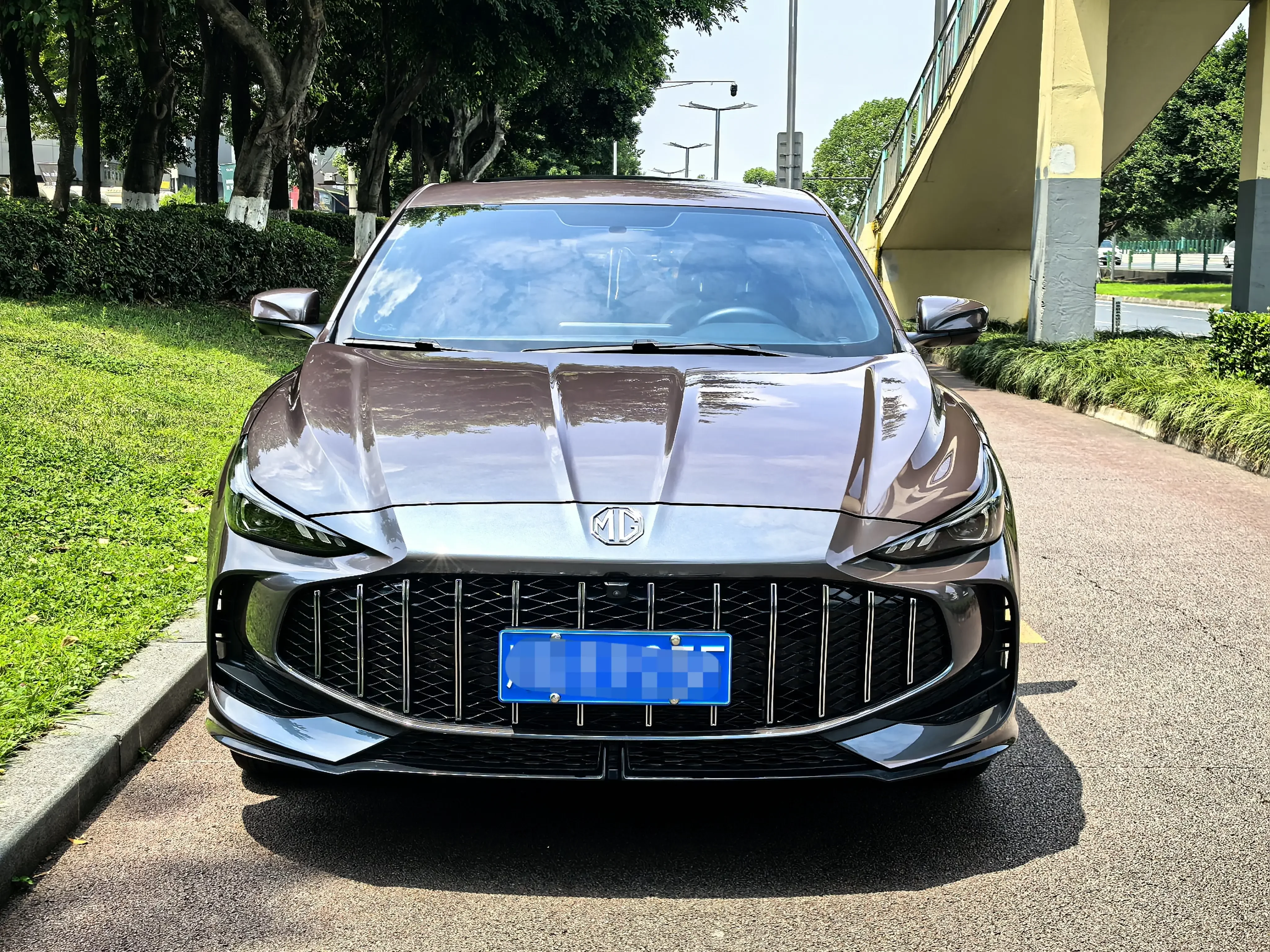 MG 5