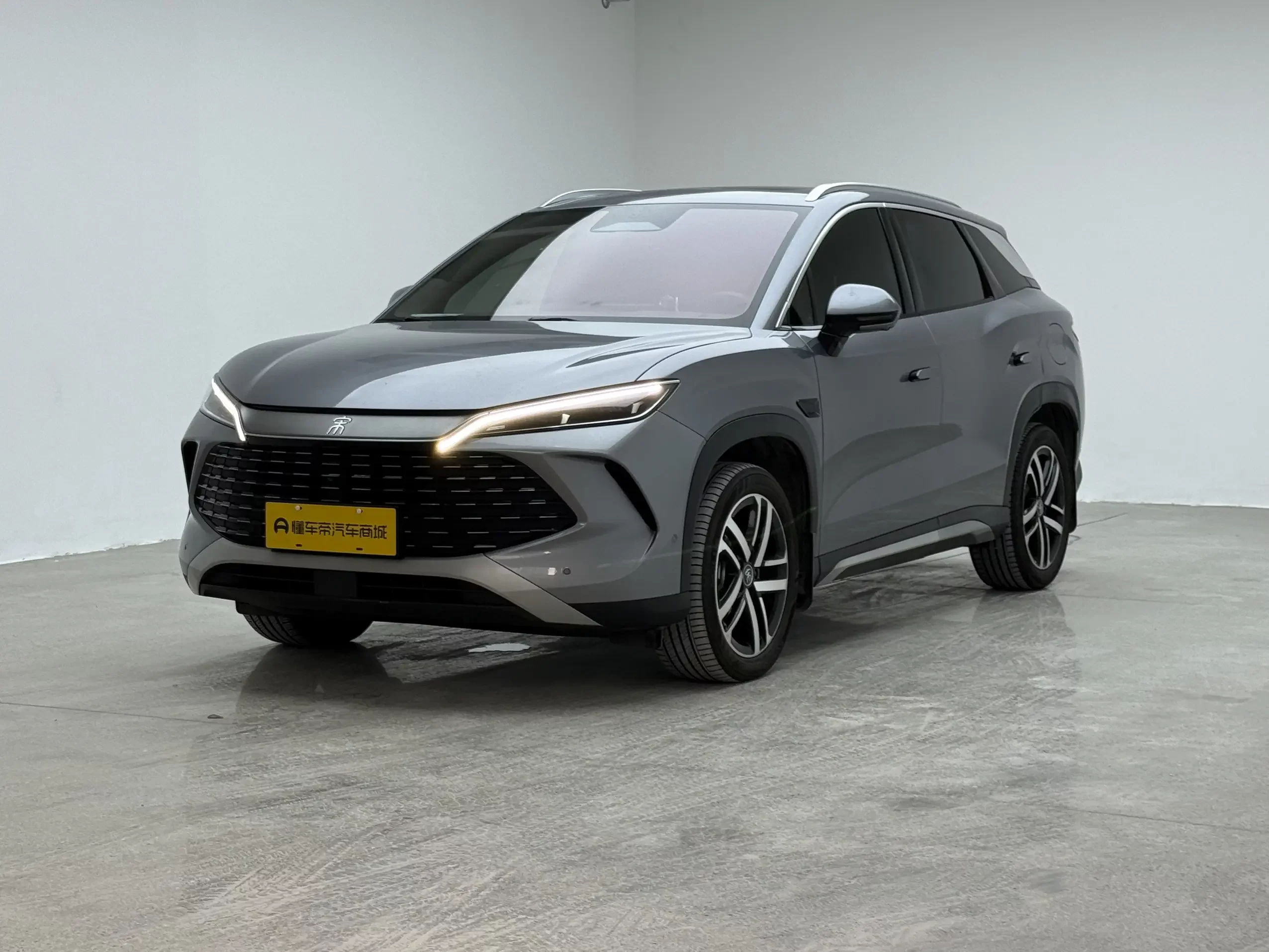 BYD Song L DM  из Китая