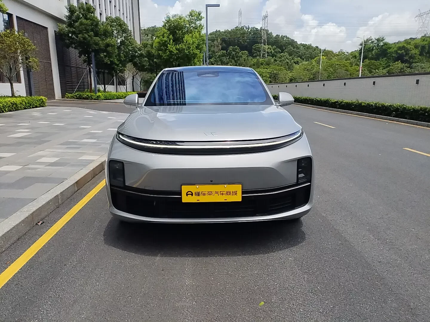 Lixiang L7