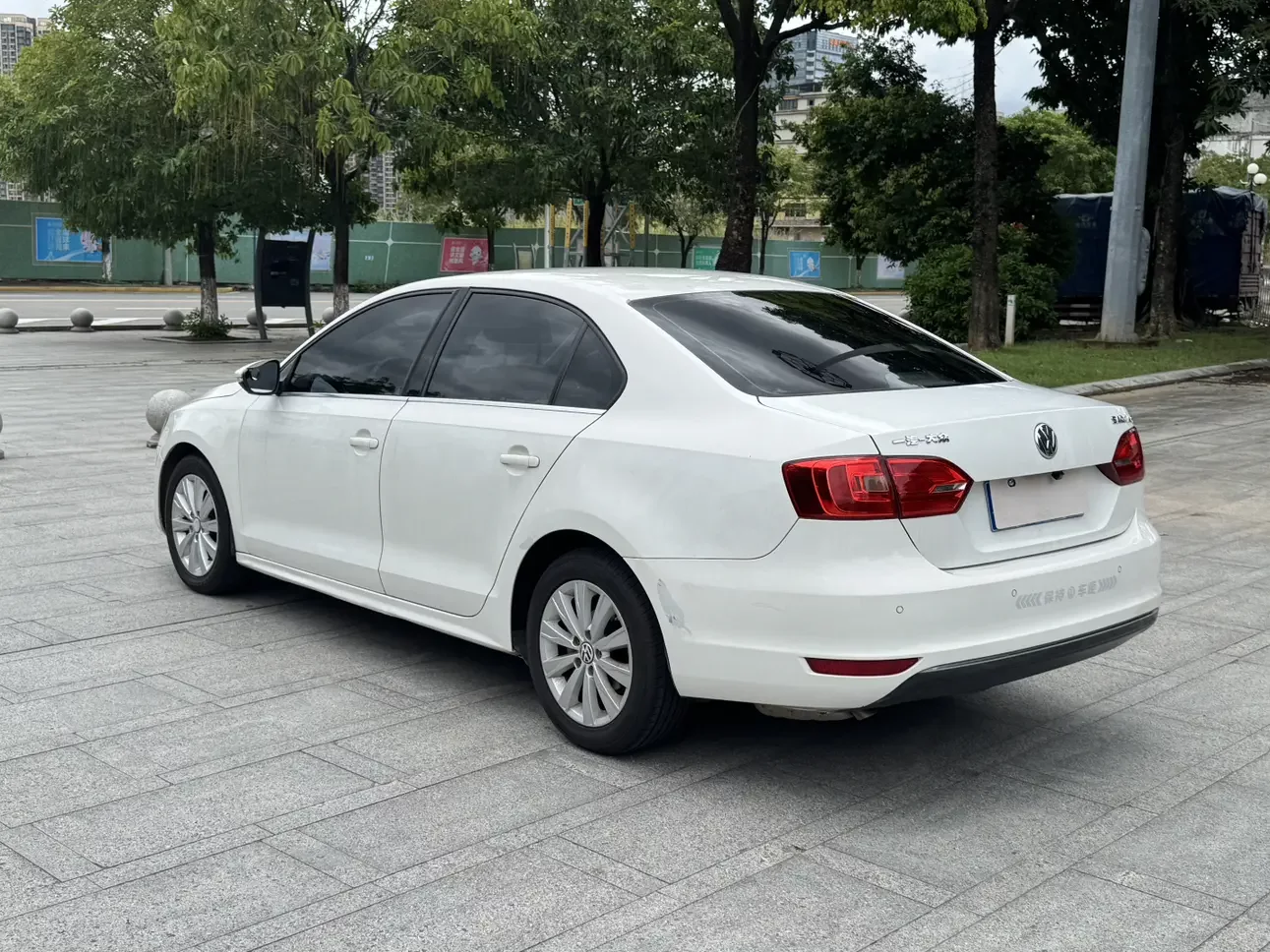 Volkswagen Sagitar