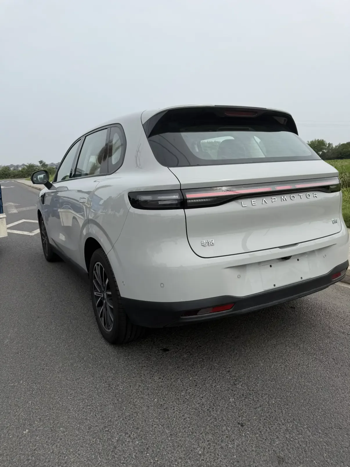 Leapmotor B10