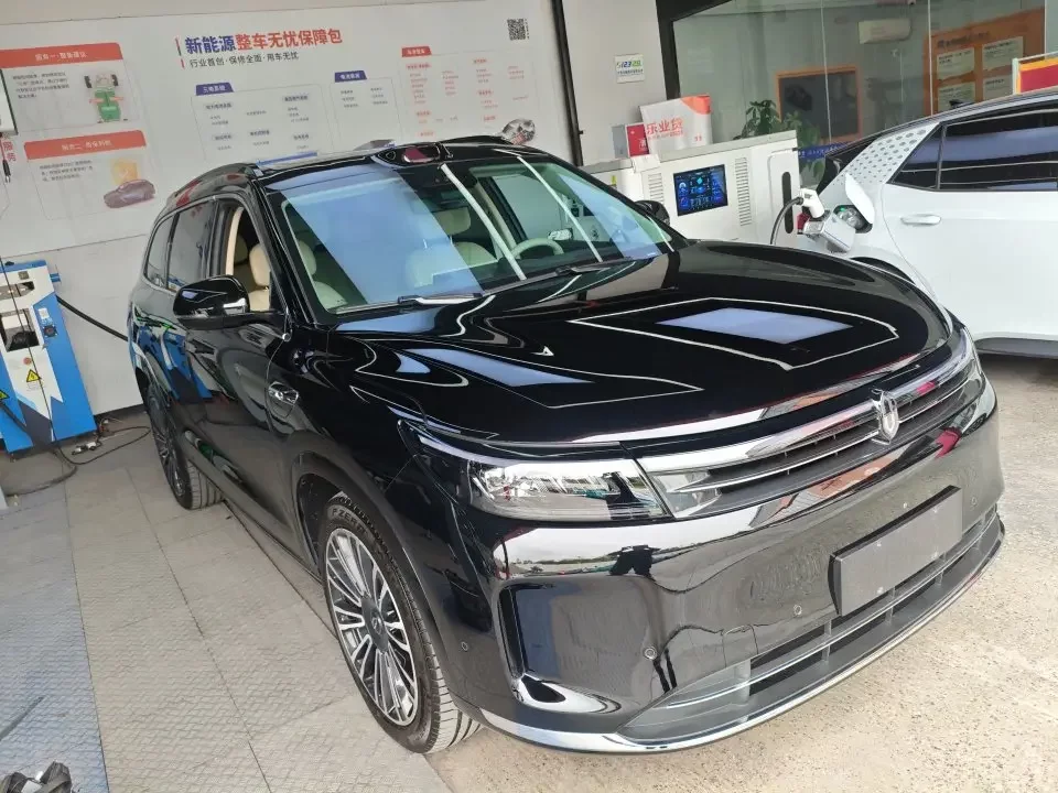 AITO M7