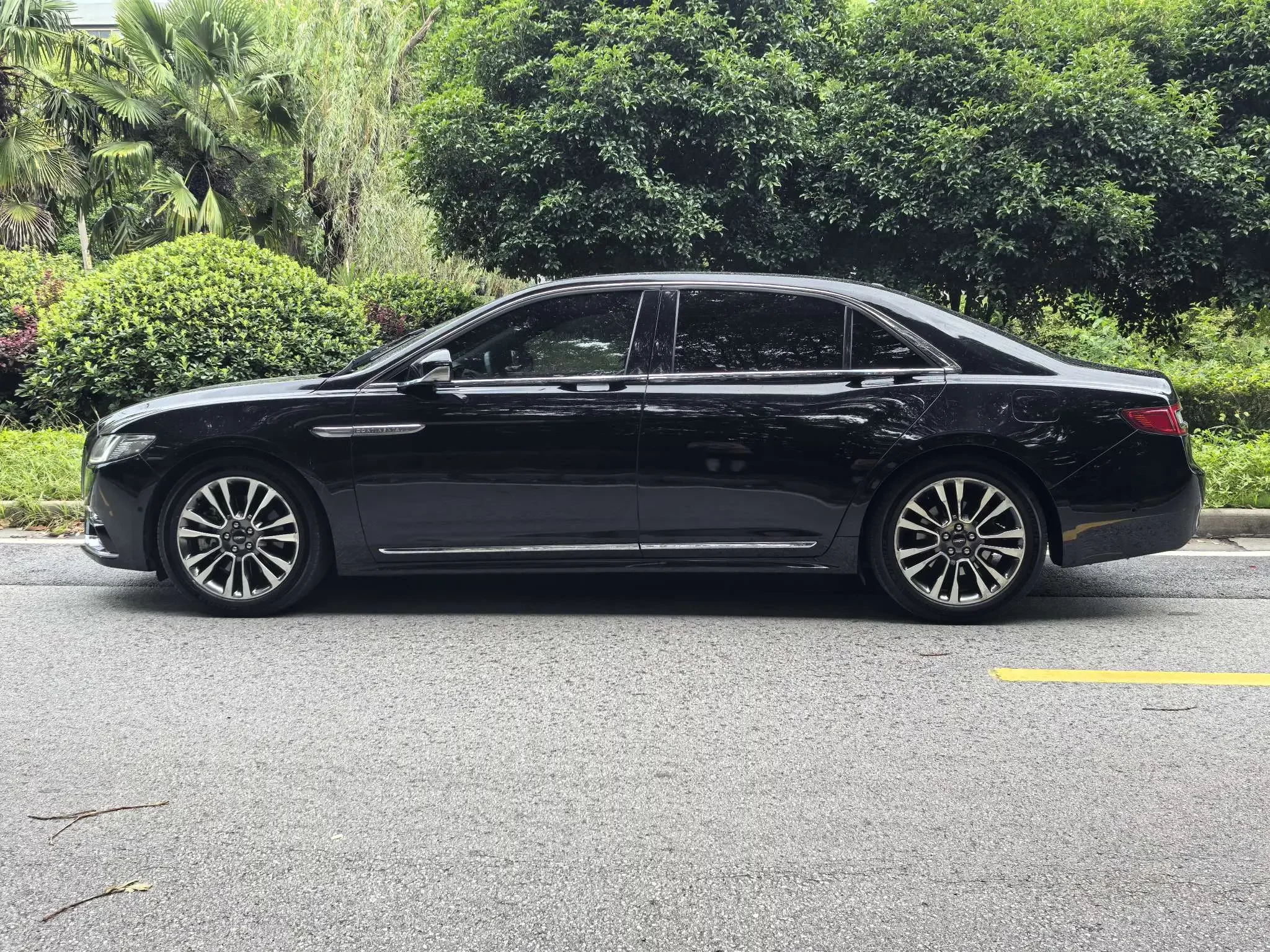 Lincoln Continental