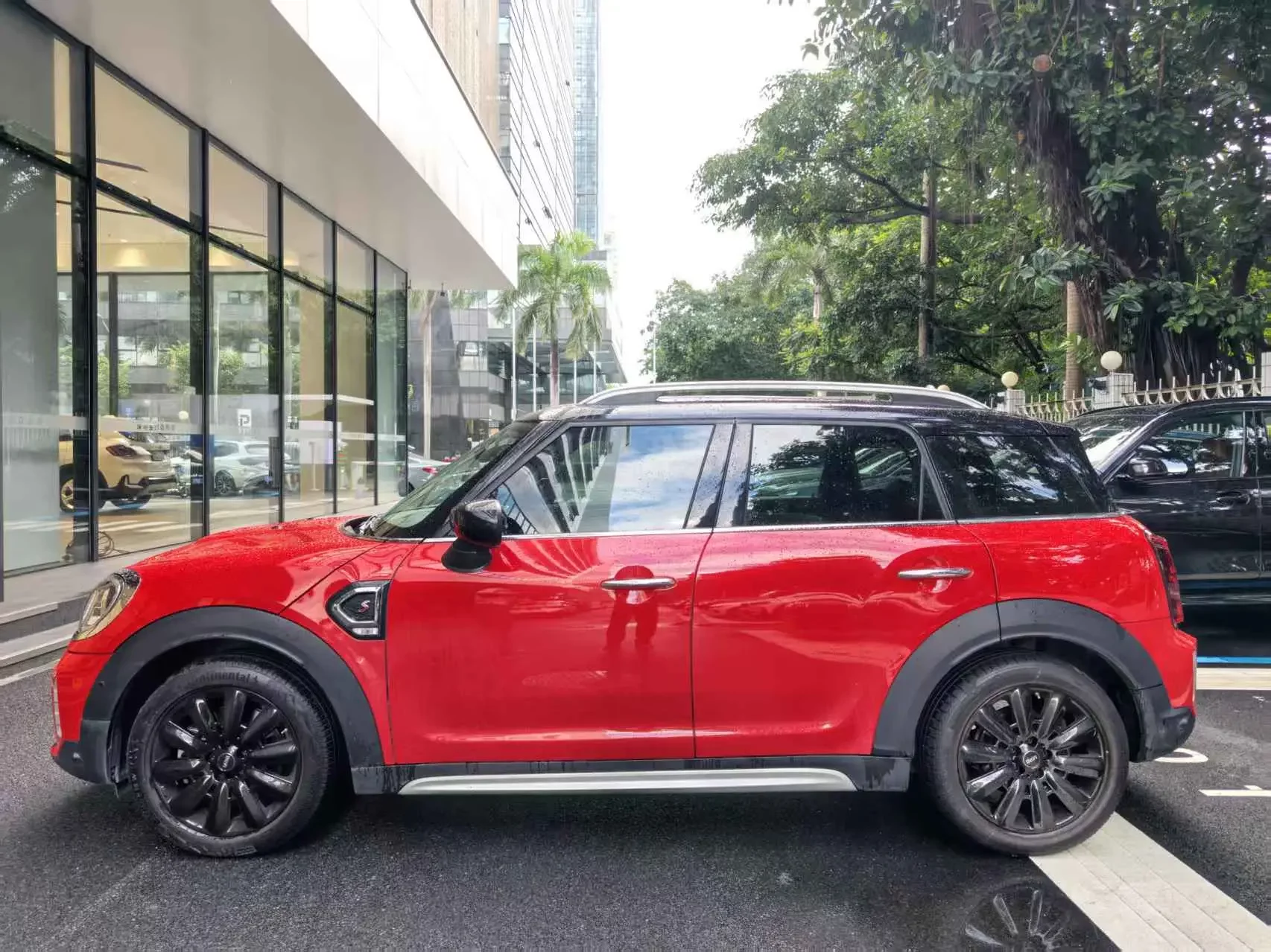 MINI COUNTRYMAN