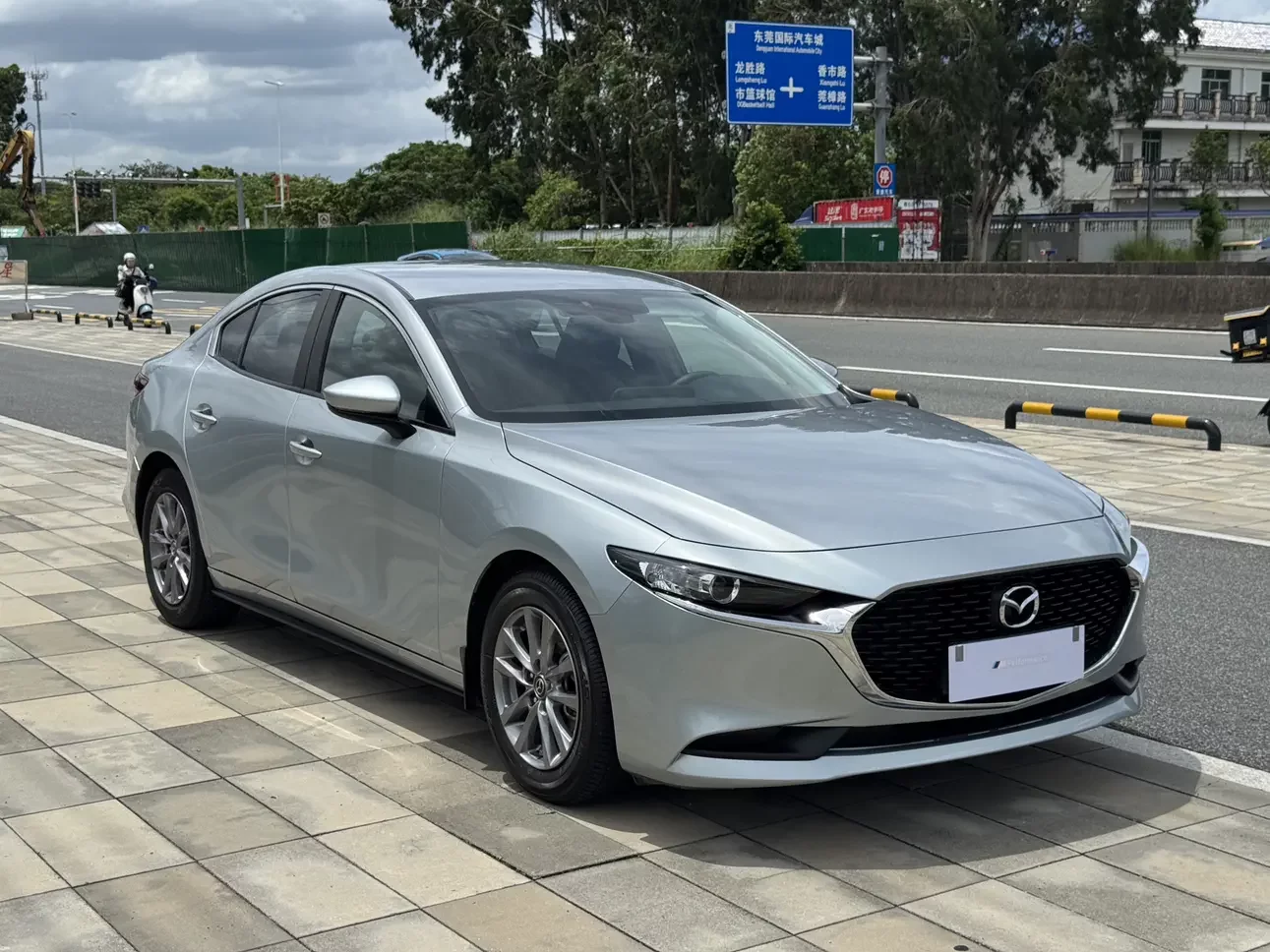 Mazda Axela