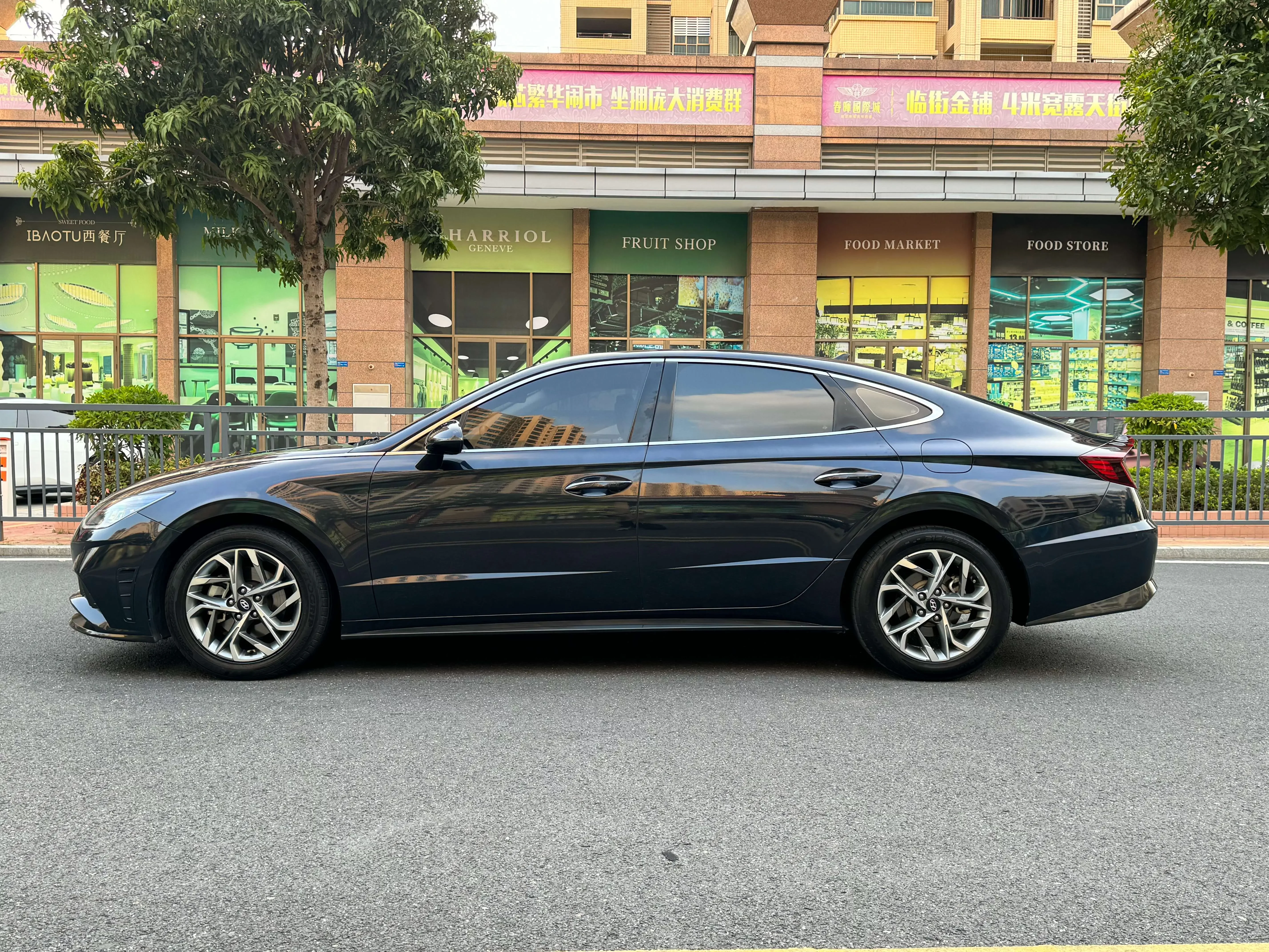 Hyundai sonata