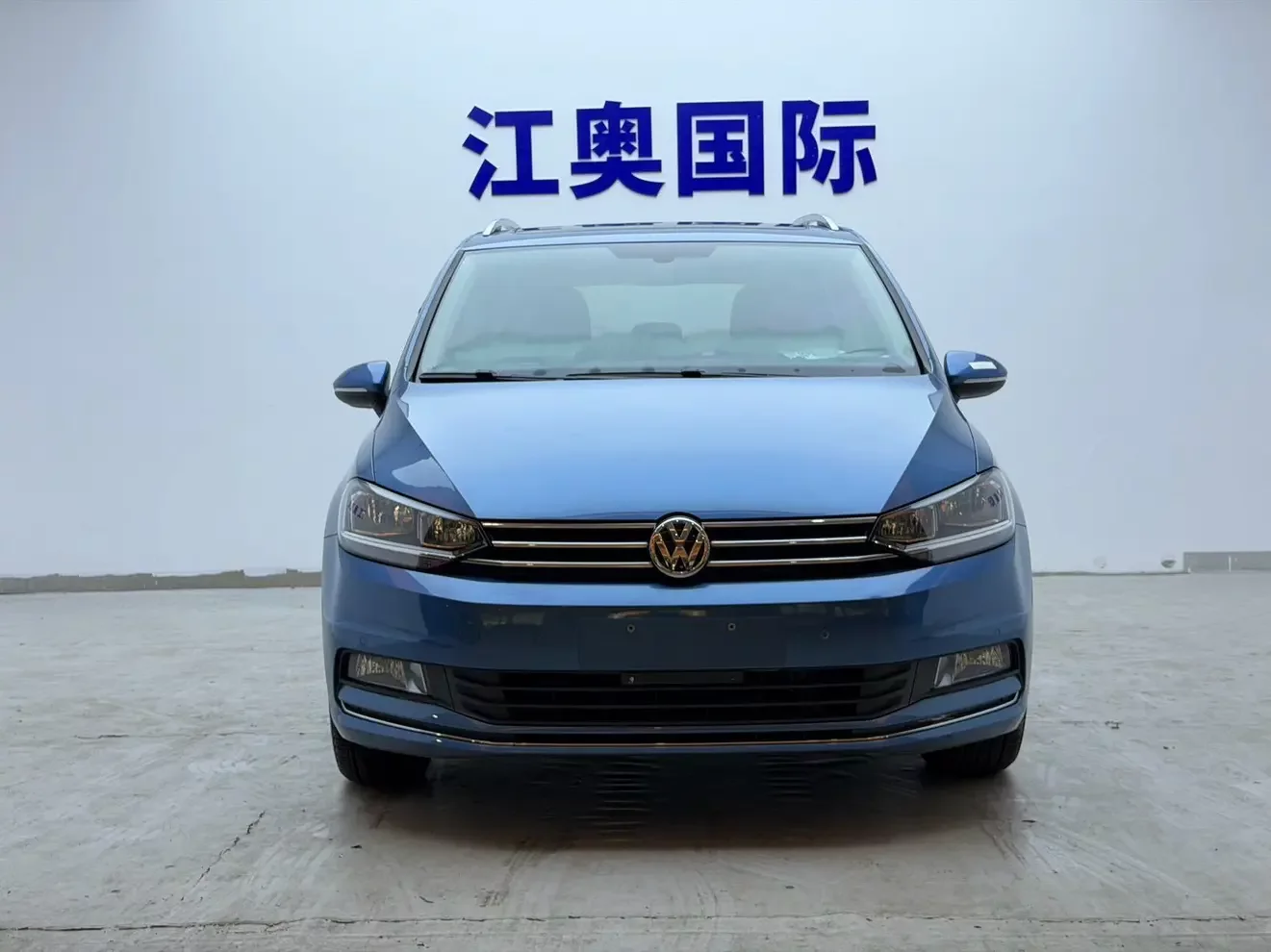 Volkswagen Touran L