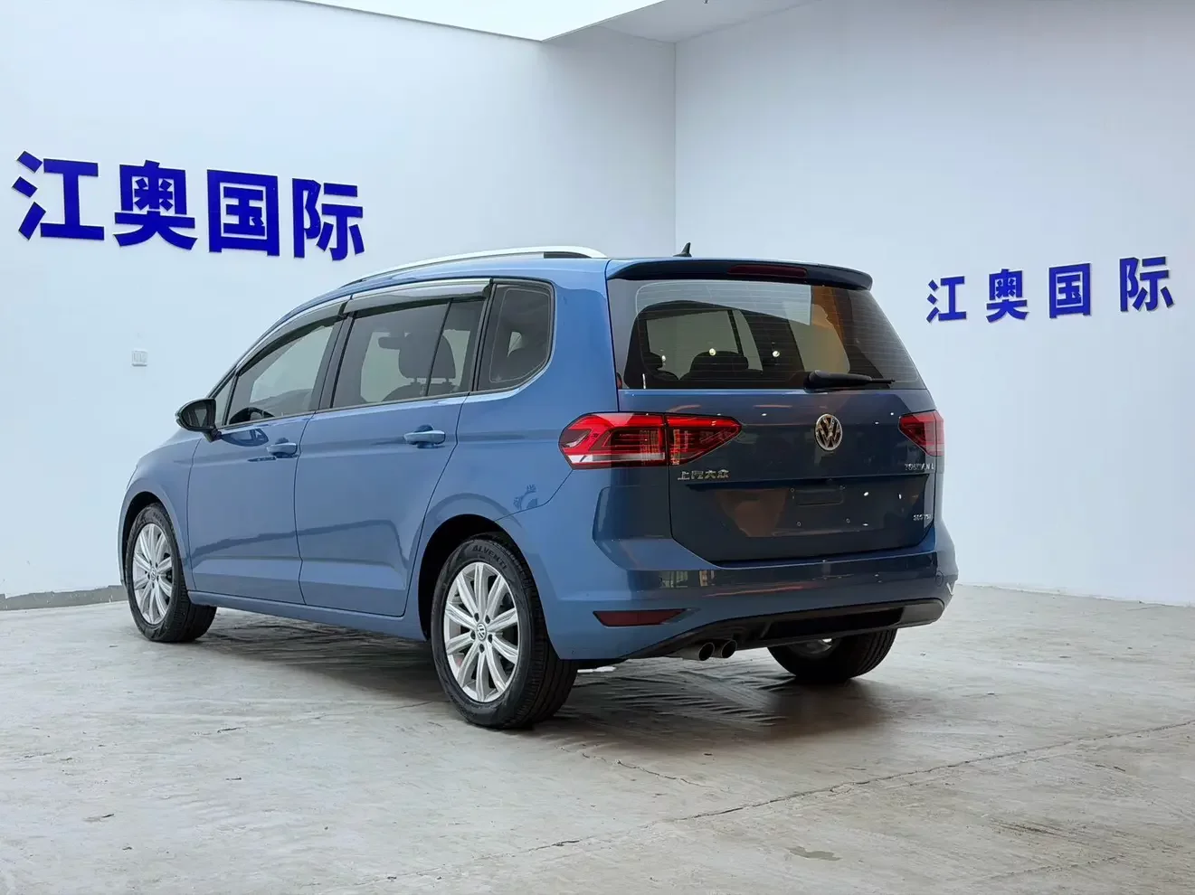 Volkswagen Touran L