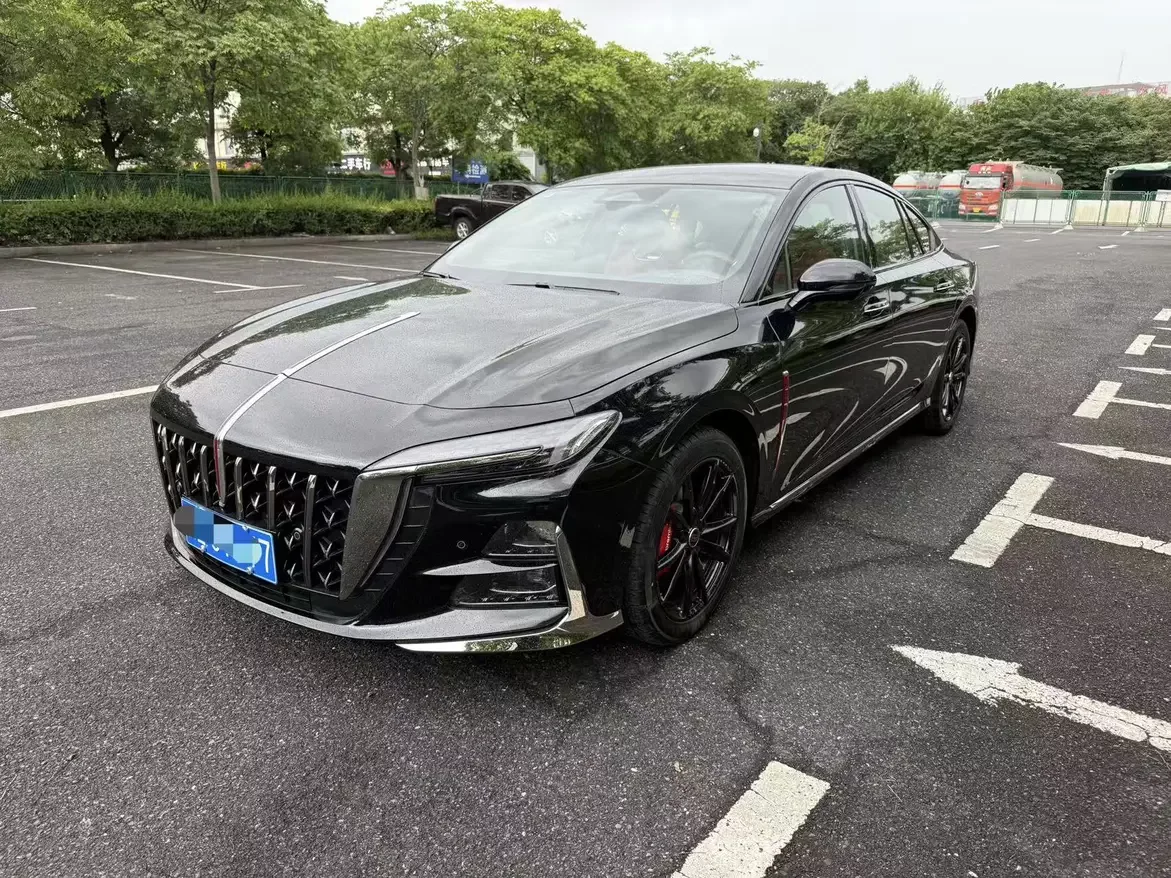 Hongqi H6