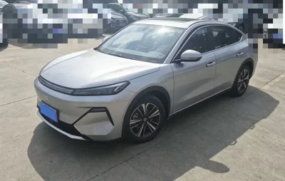 Geely Galaxy Starship 7 EM-i