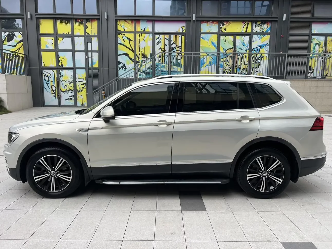 Volkswagen Tiguan L
