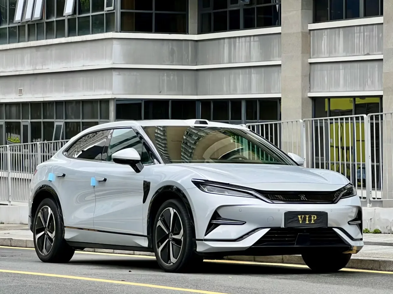 BYD Song L EV