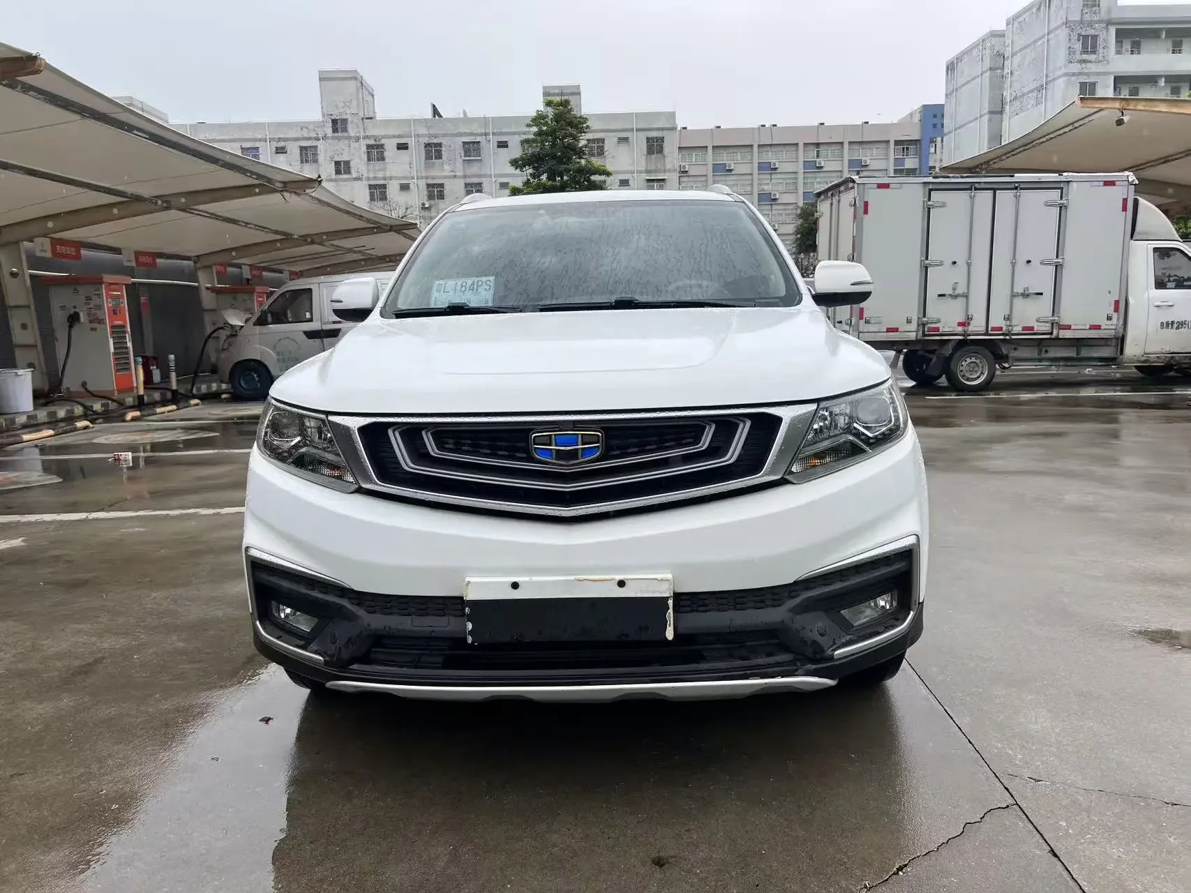 Geely Vision X6