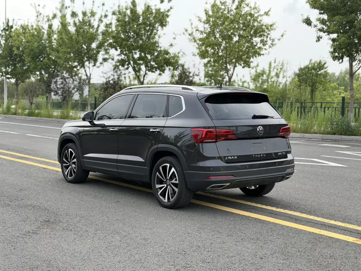 Volkswagen Tharu