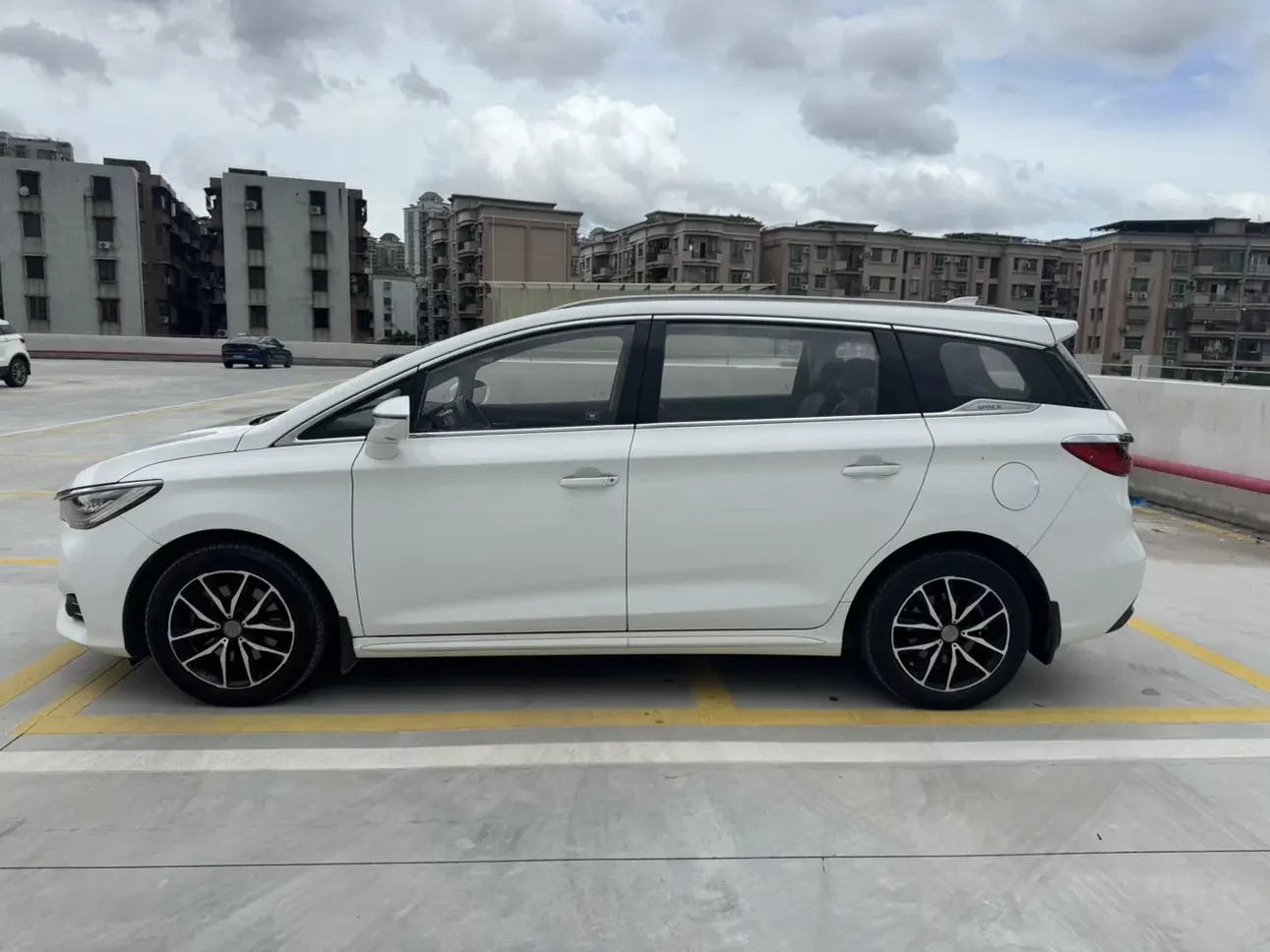 BYD Song MAX