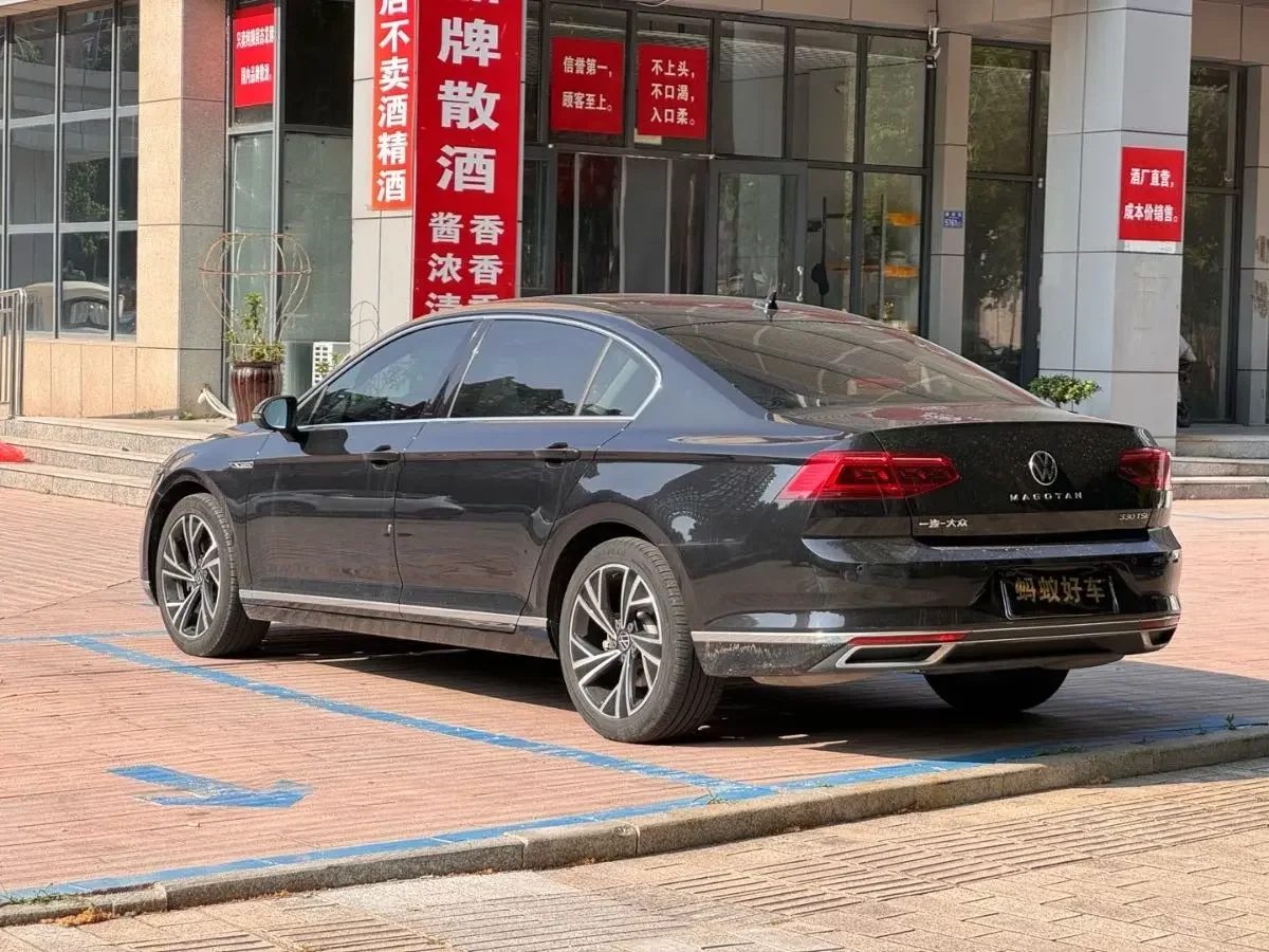 Volkswagen Magotan