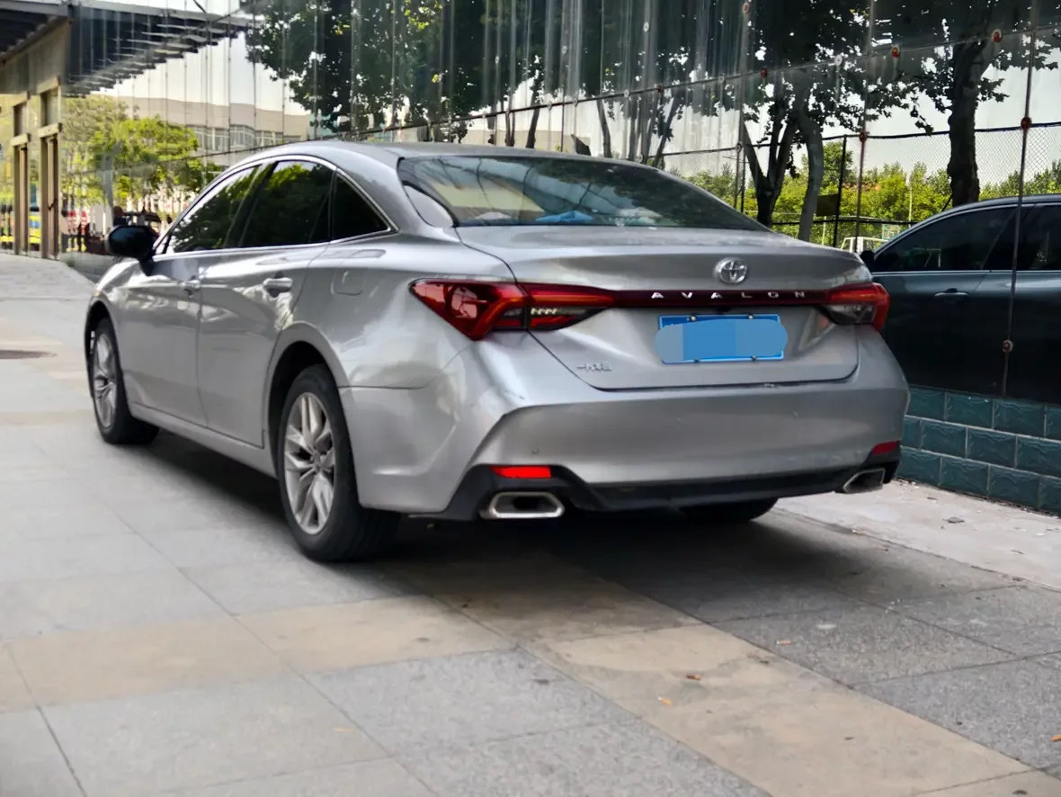 Toyota Avalon